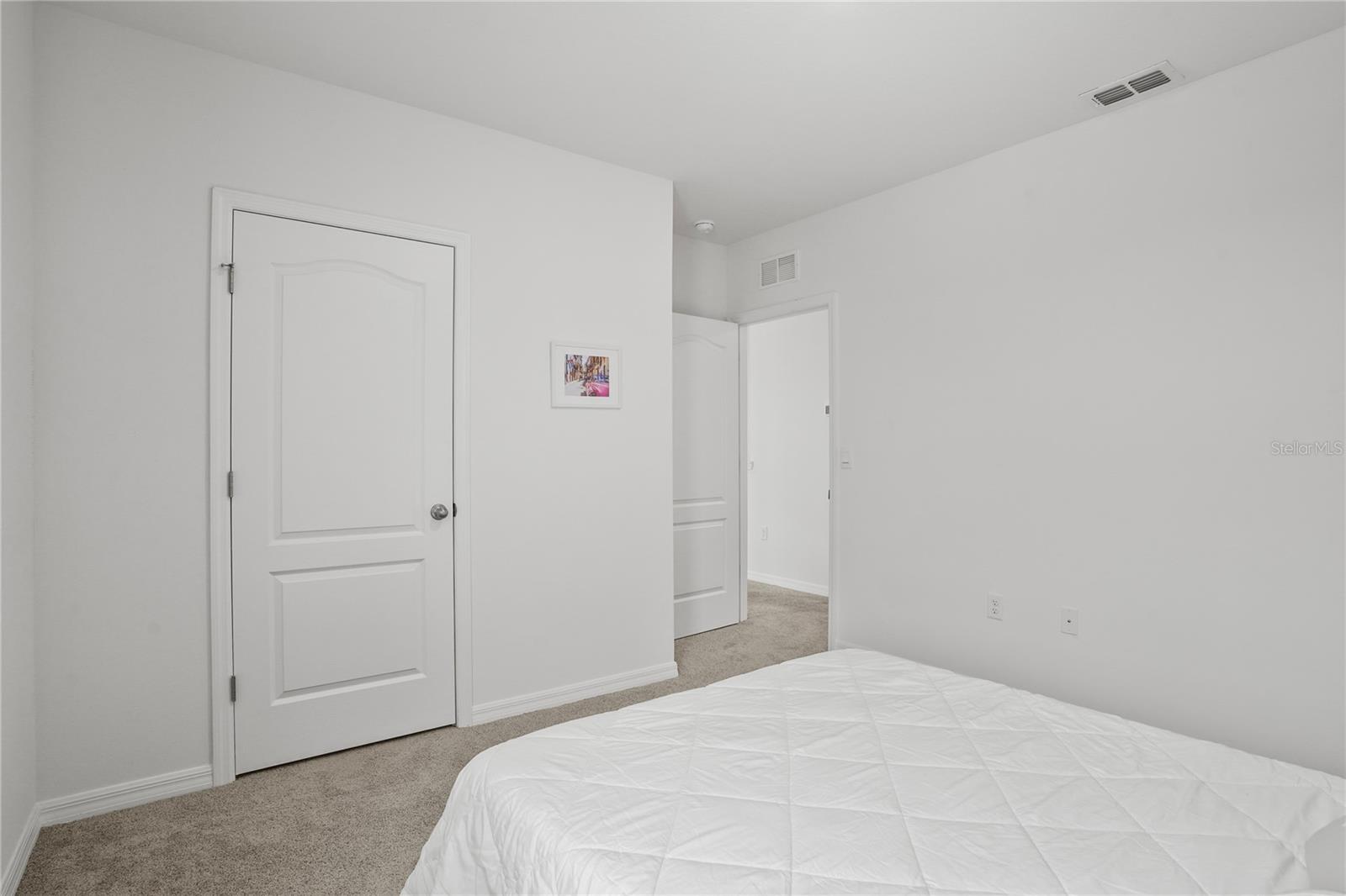 3914 RESTING ROBIN AVE