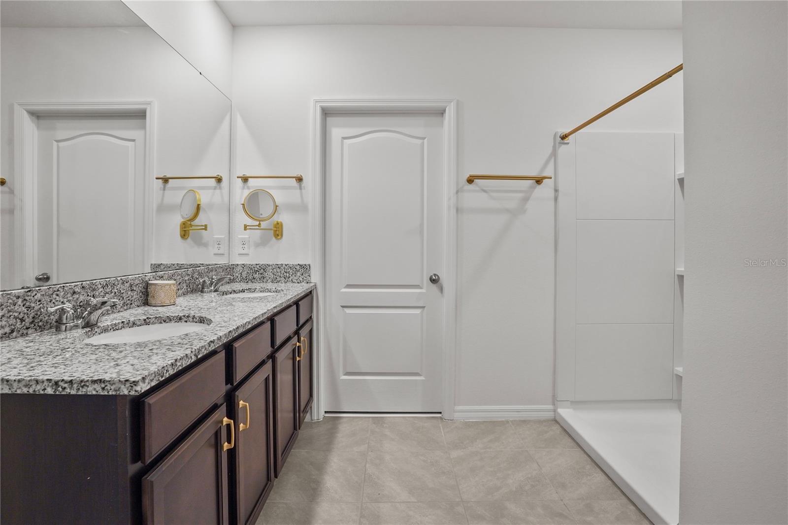 3914 RESTING ROBIN AVE