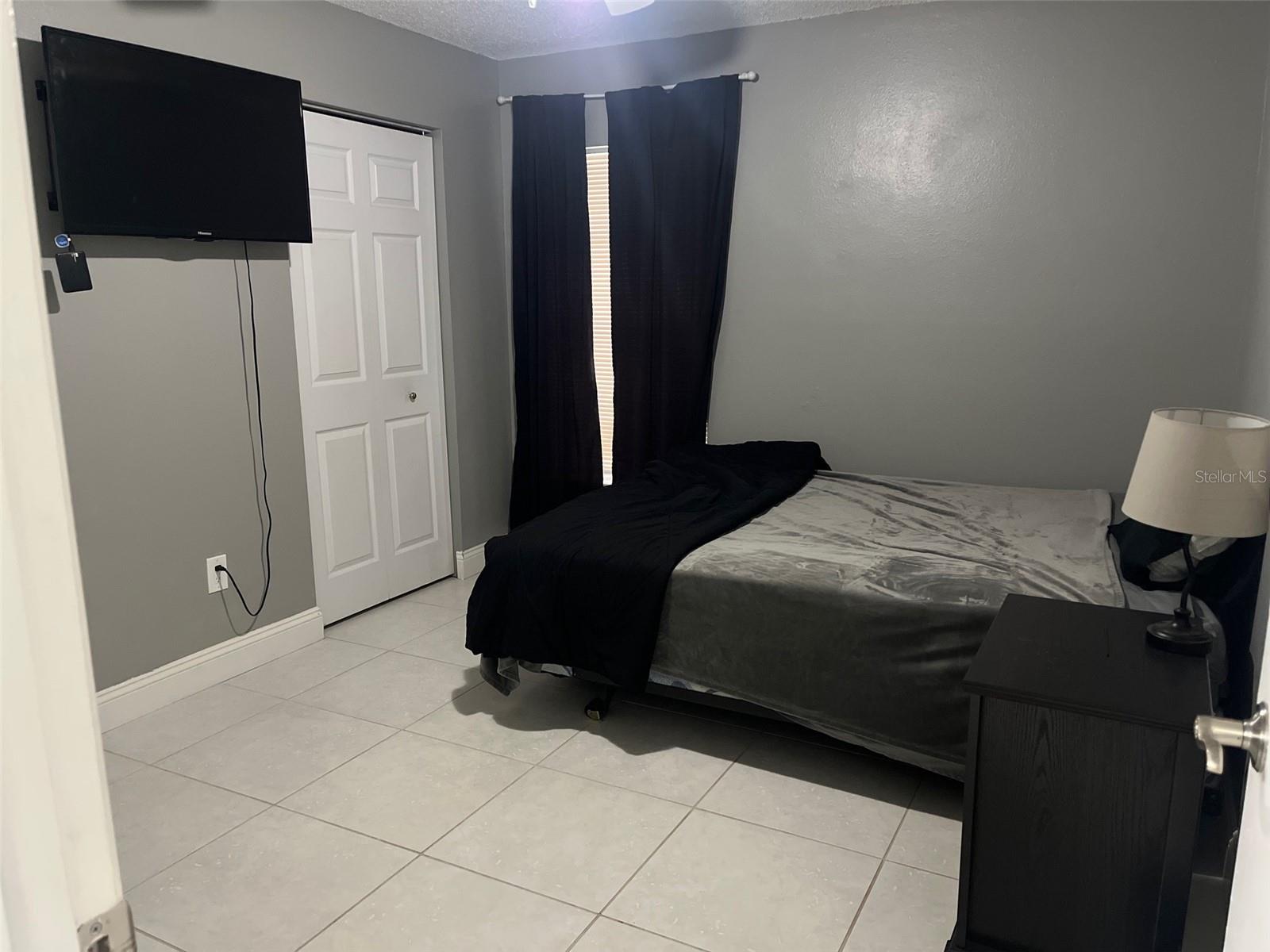 6011 LEMON TREE CT