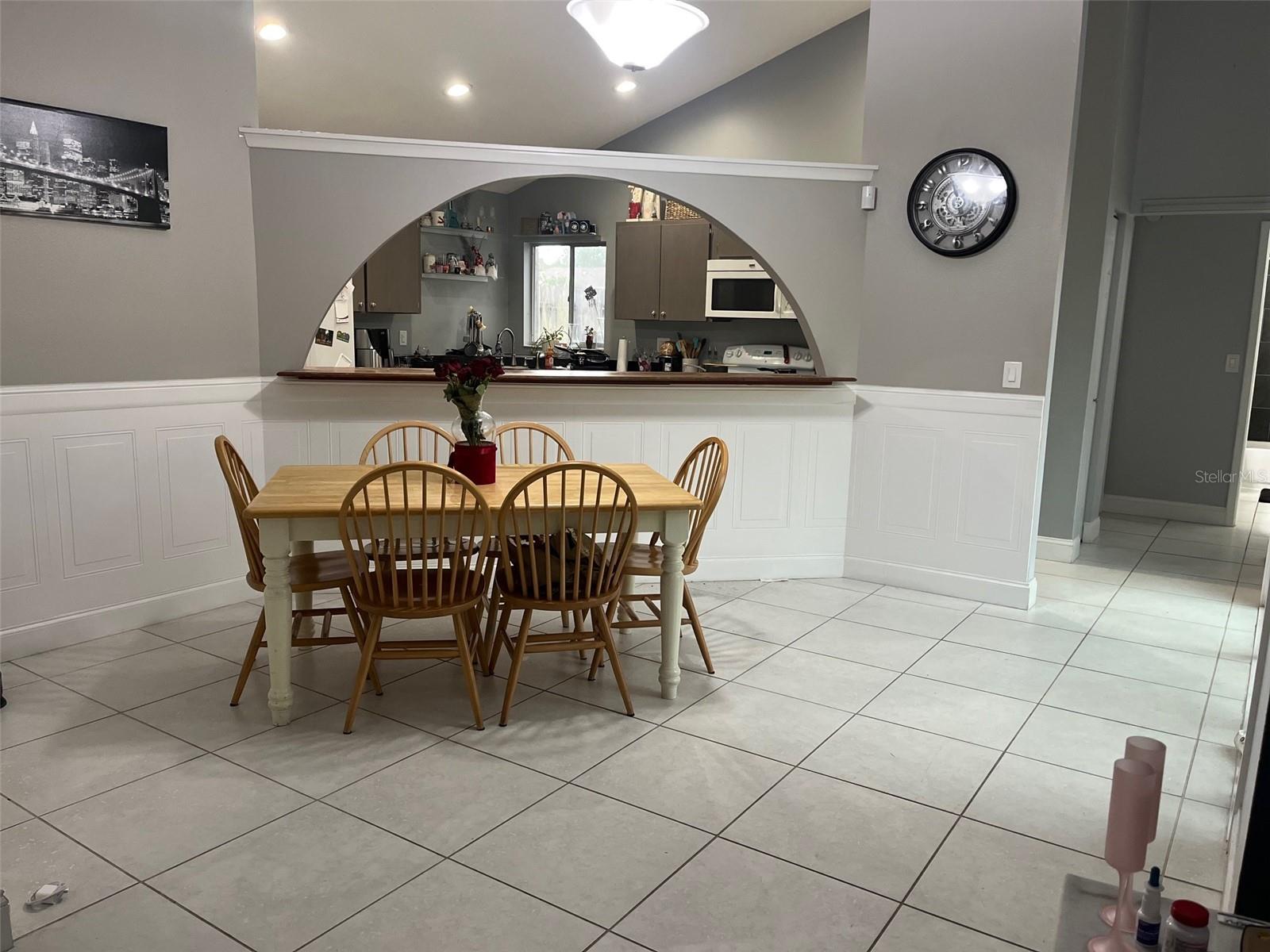 6011 LEMON TREE CT