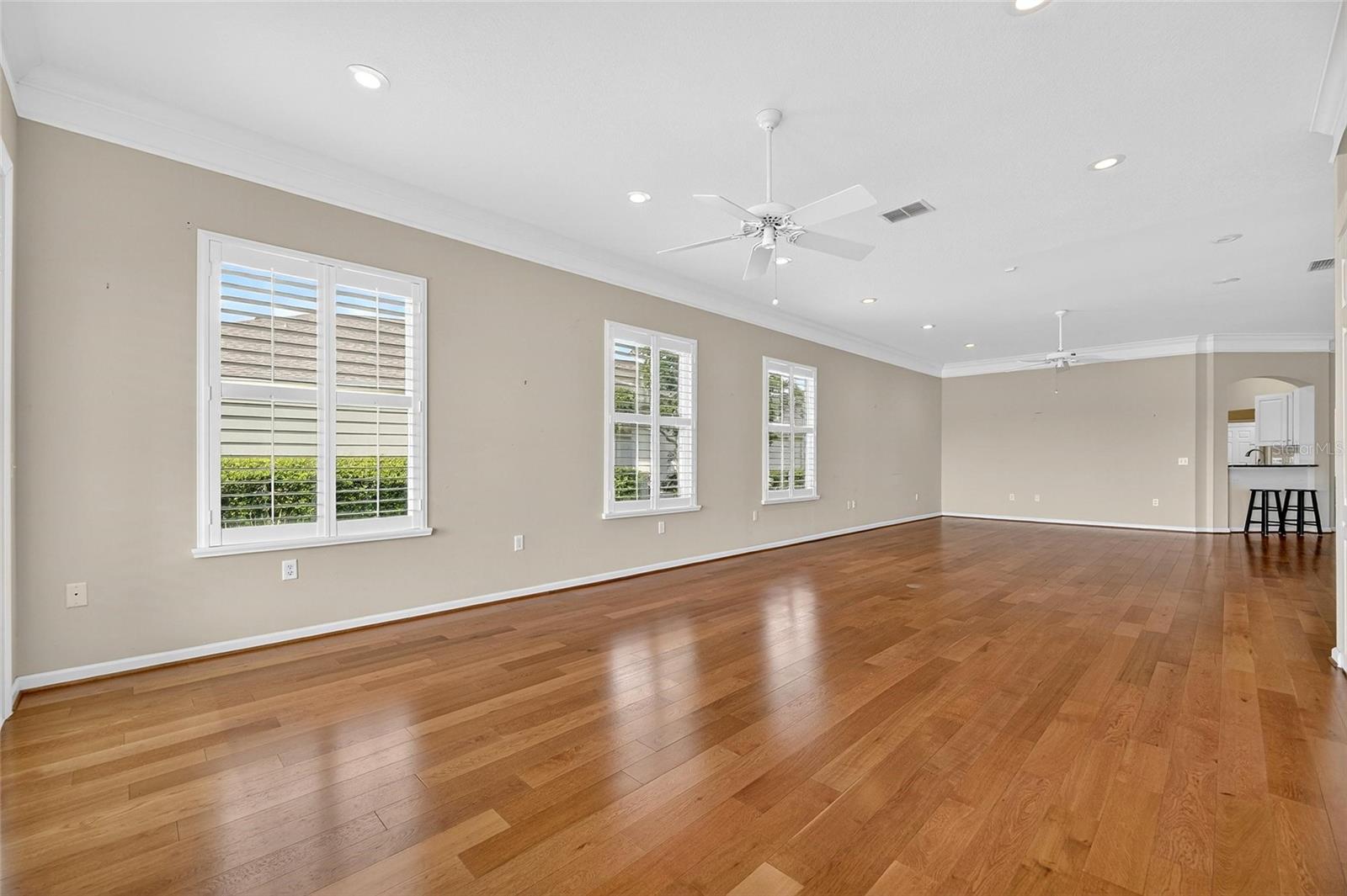 3093 SHOAL CREEK VILLAGE DR