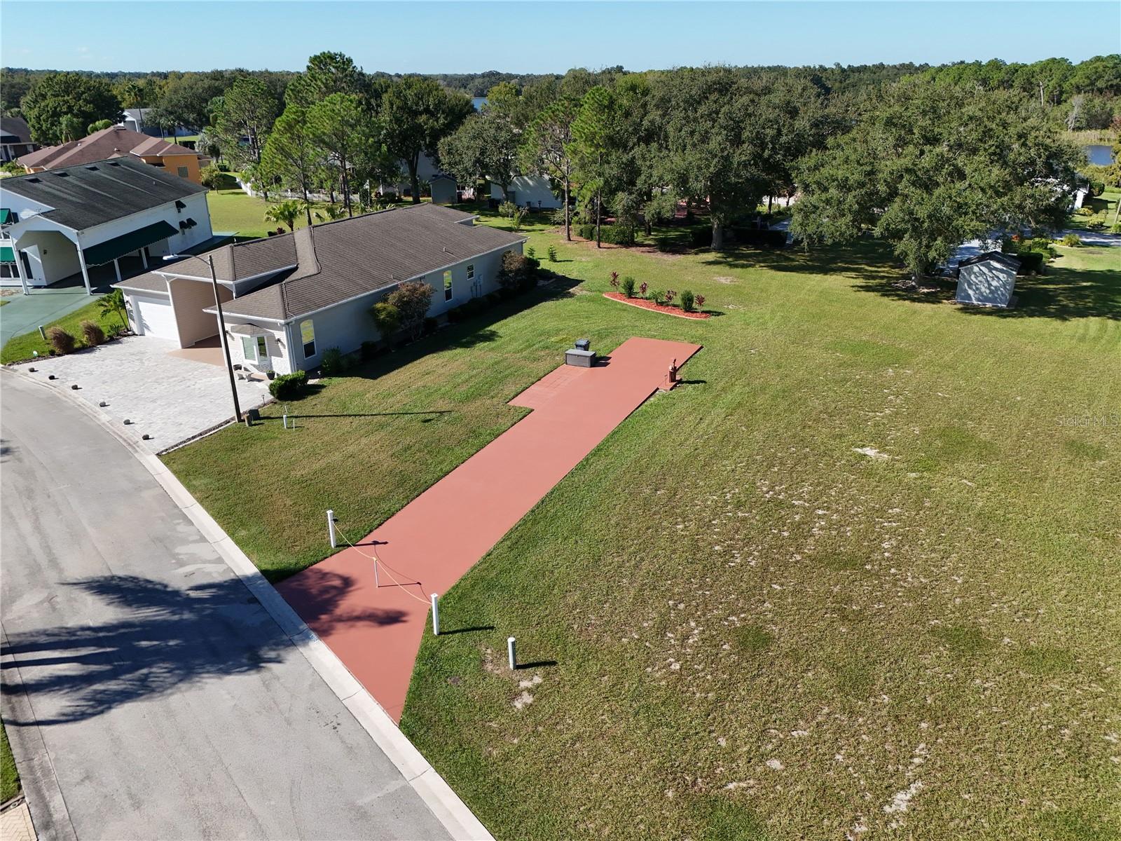 1052 CARAVAN LOOP