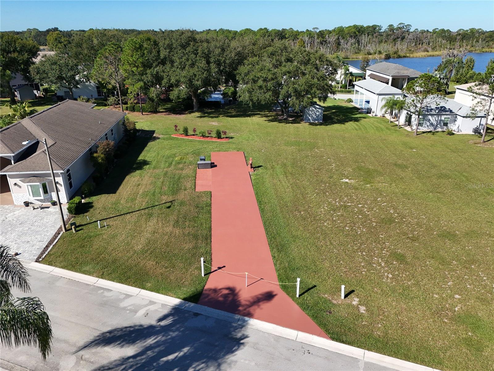 1052 CARAVAN LOOP