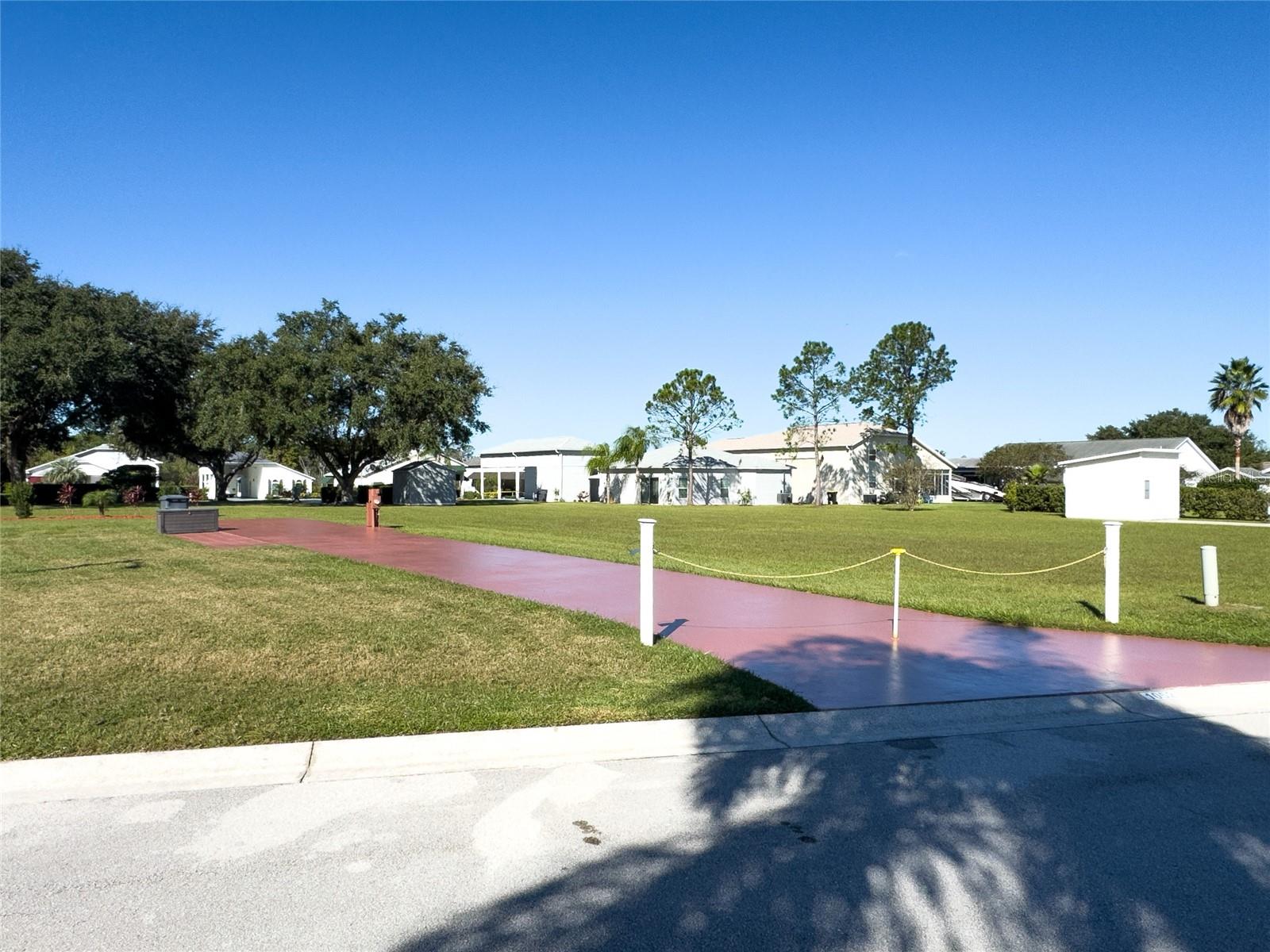 1052 CARAVAN LOOP