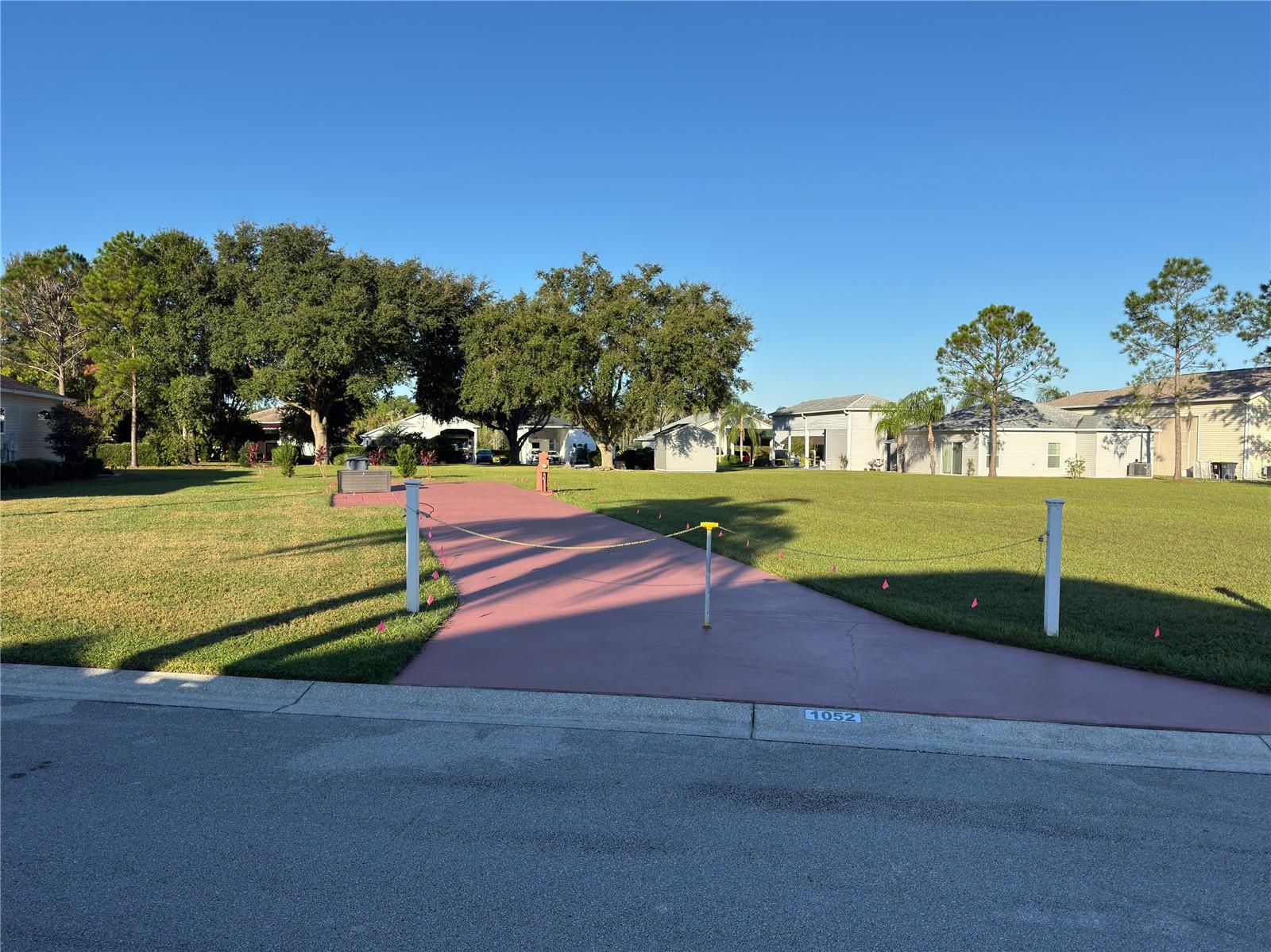 1052 CARAVAN LOOP