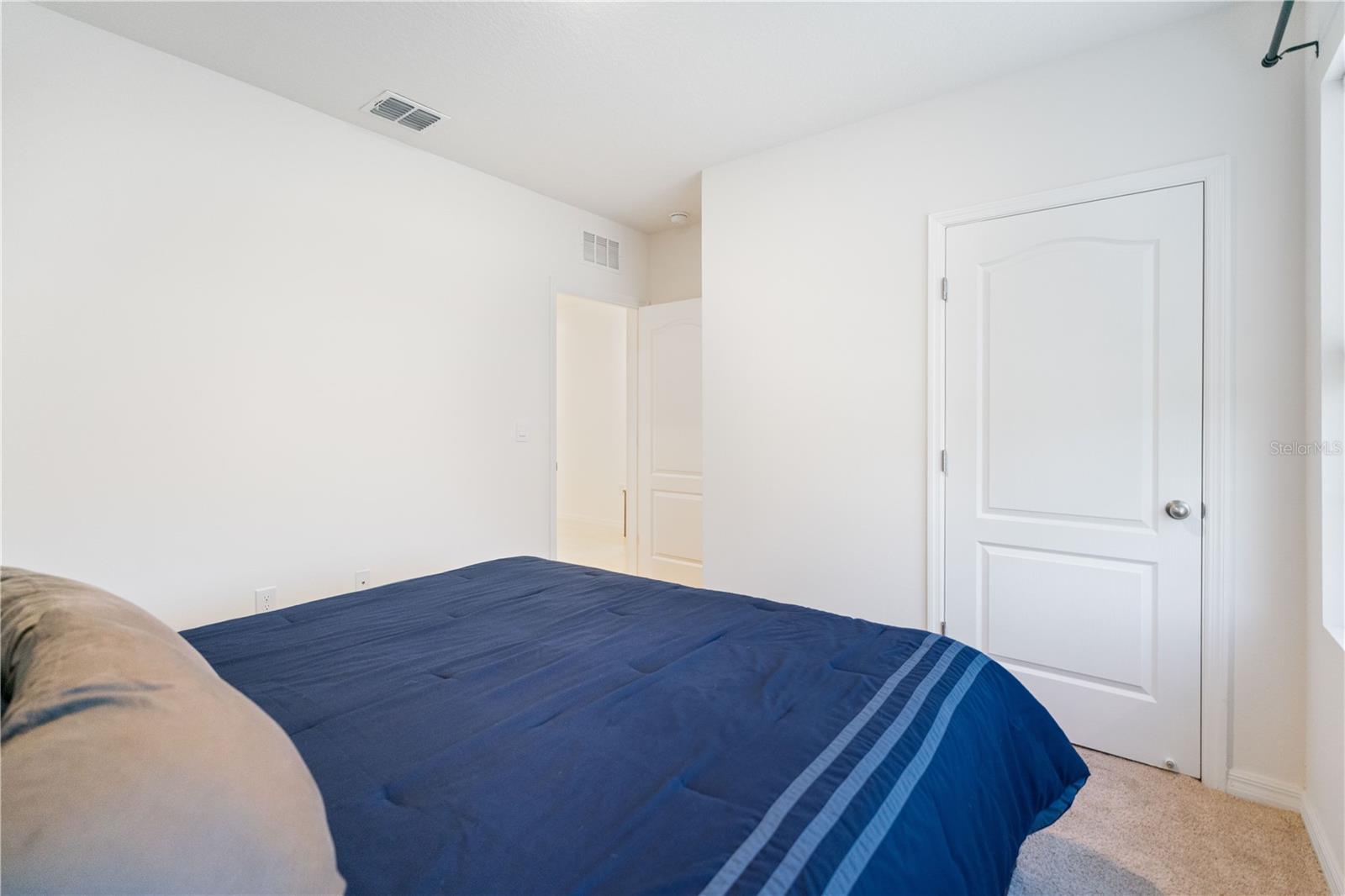 5739 GREY GRANITE WAY