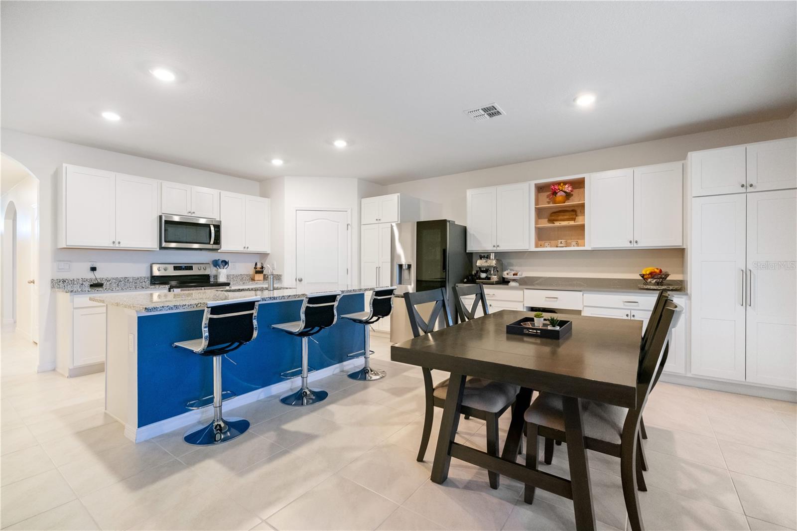 5739 GREY GRANITE WAY