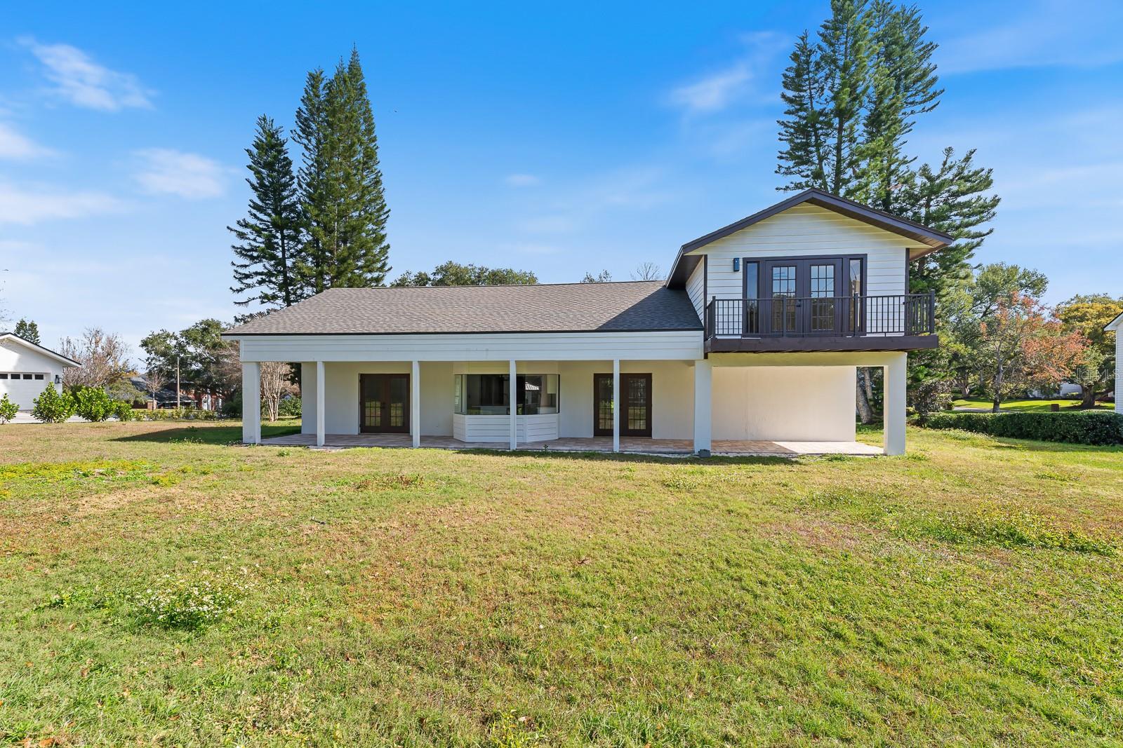 1944 VISTA VIEW DR