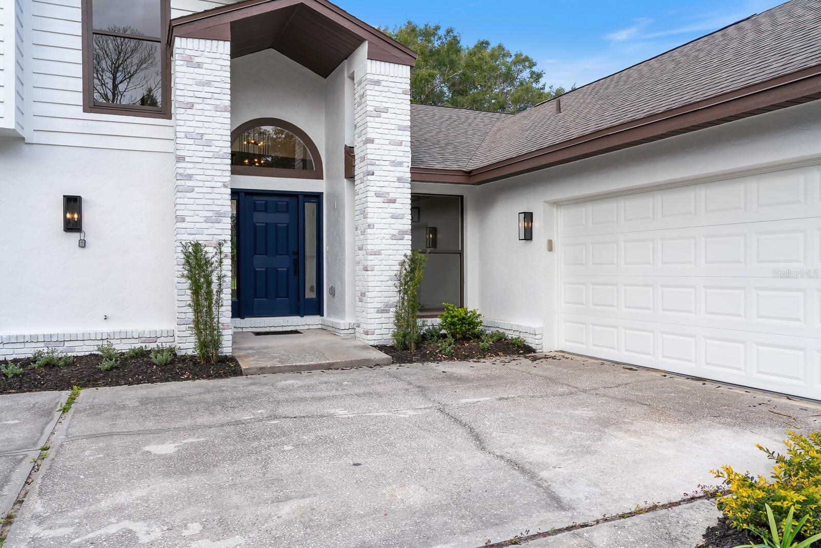 1944 VISTA VIEW DR