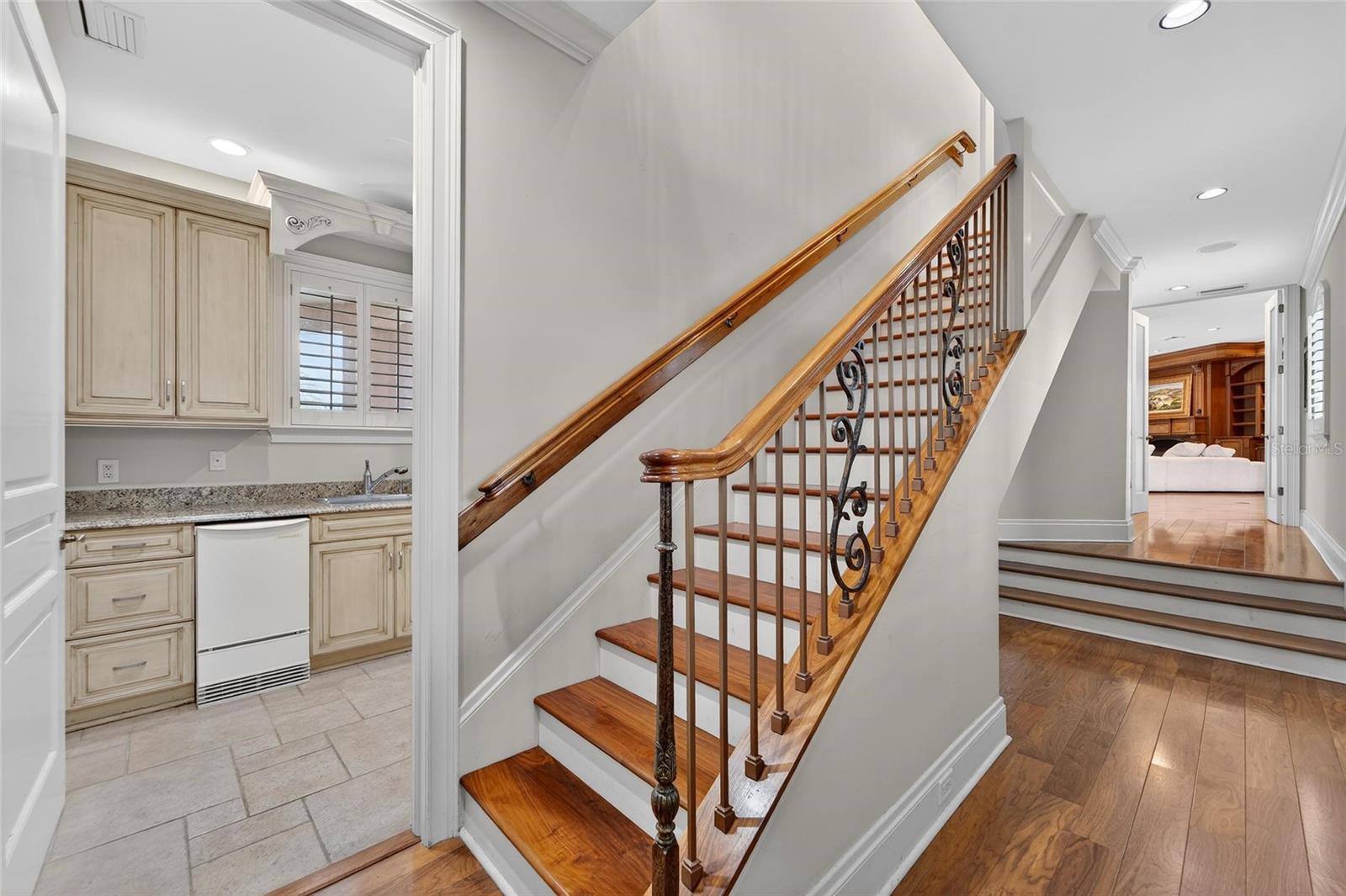 501 ADAMS BARN RD