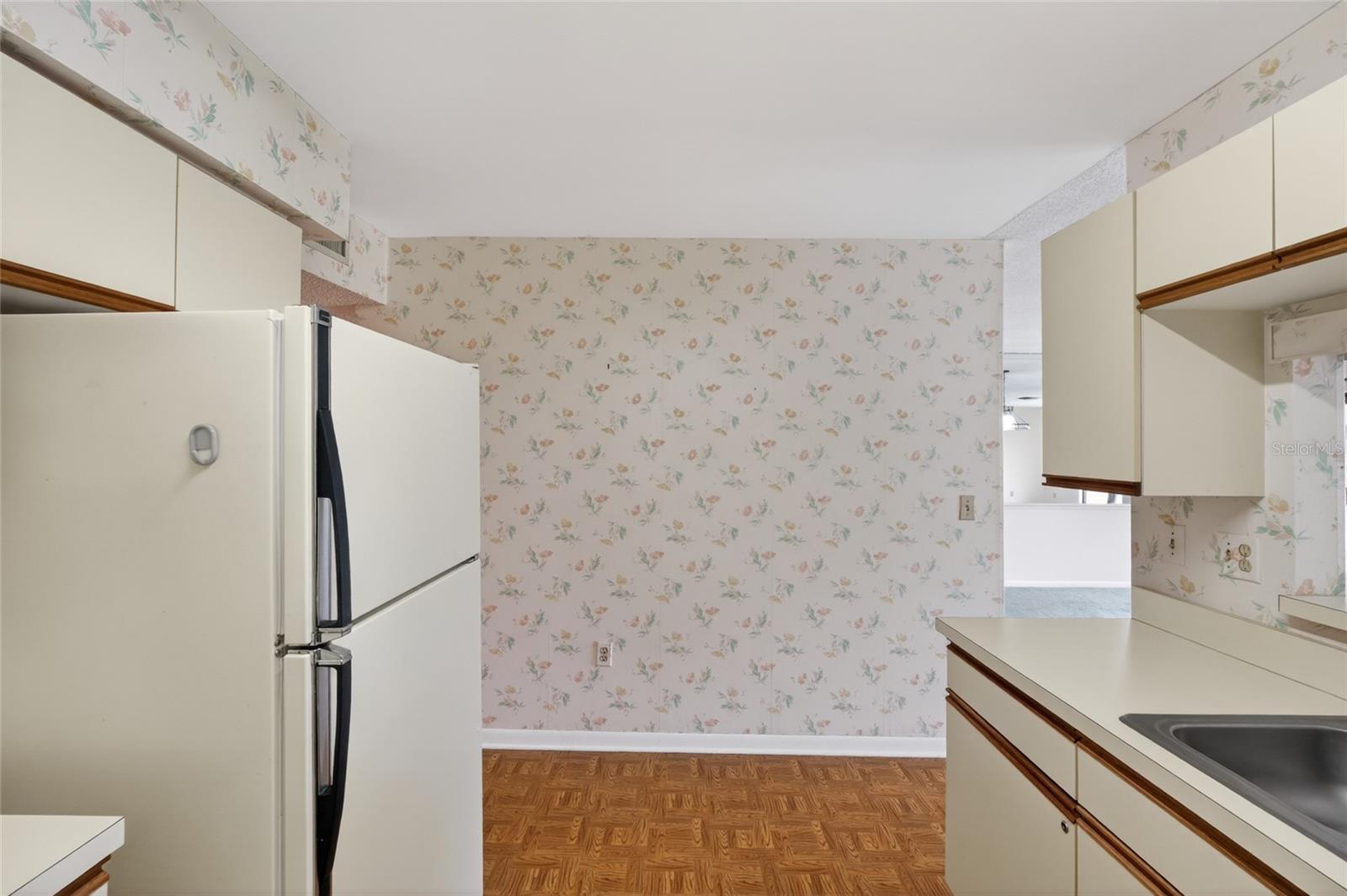 707 CARPENTERS WAY #24
