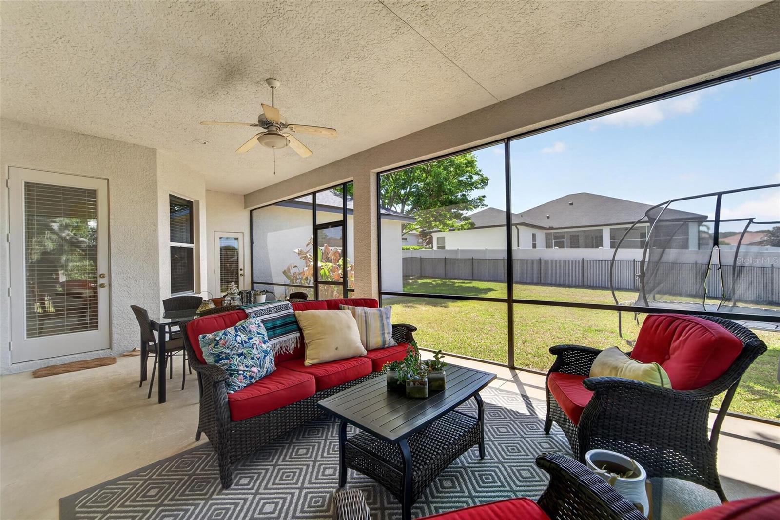 2665 HICKORY VIEW LOOP