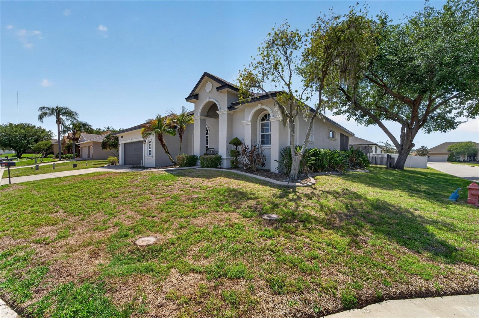 2665 HICKORY VIEW LOOP