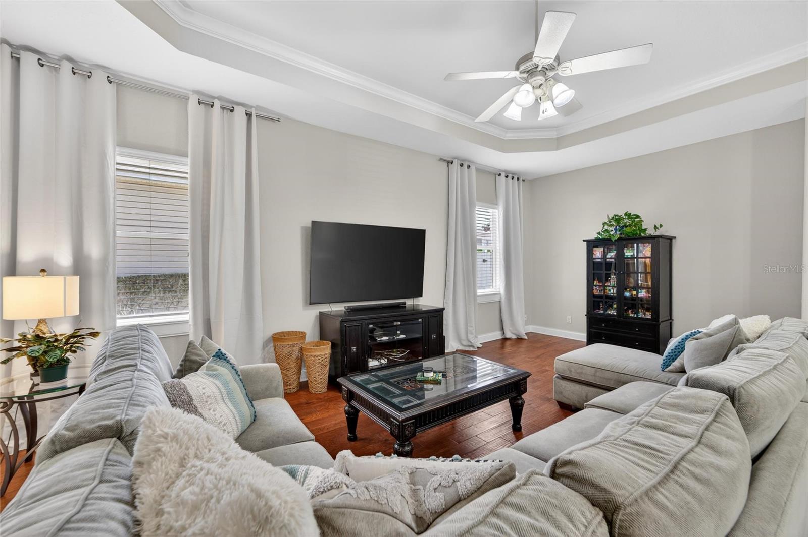 2665 HICKORY VIEW LOOP