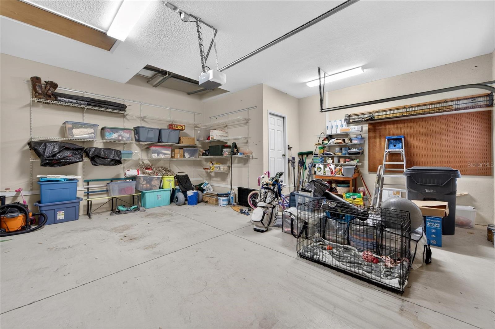 2665 HICKORY VIEW LOOP