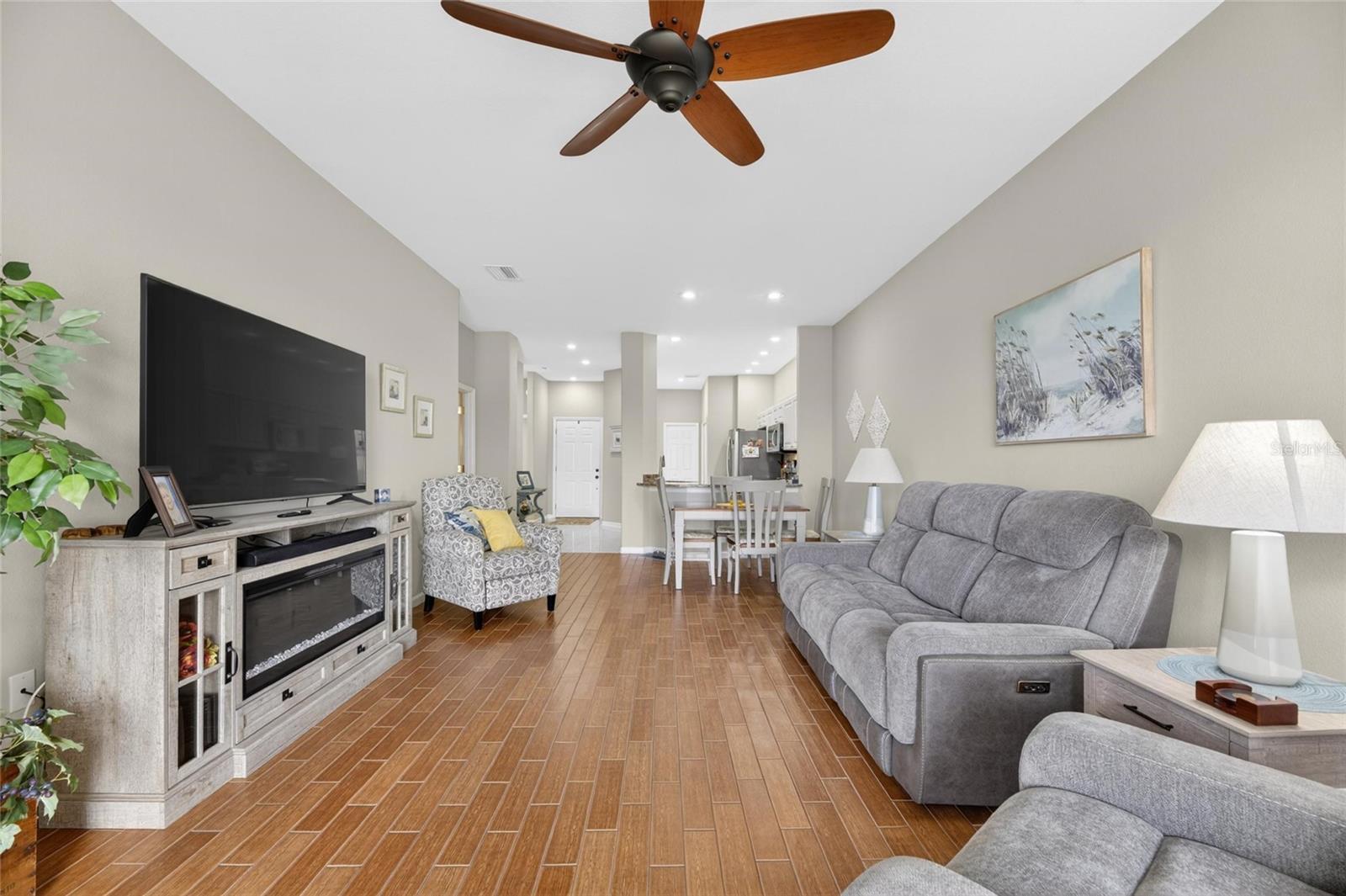 459 ENCLAVE PL #459