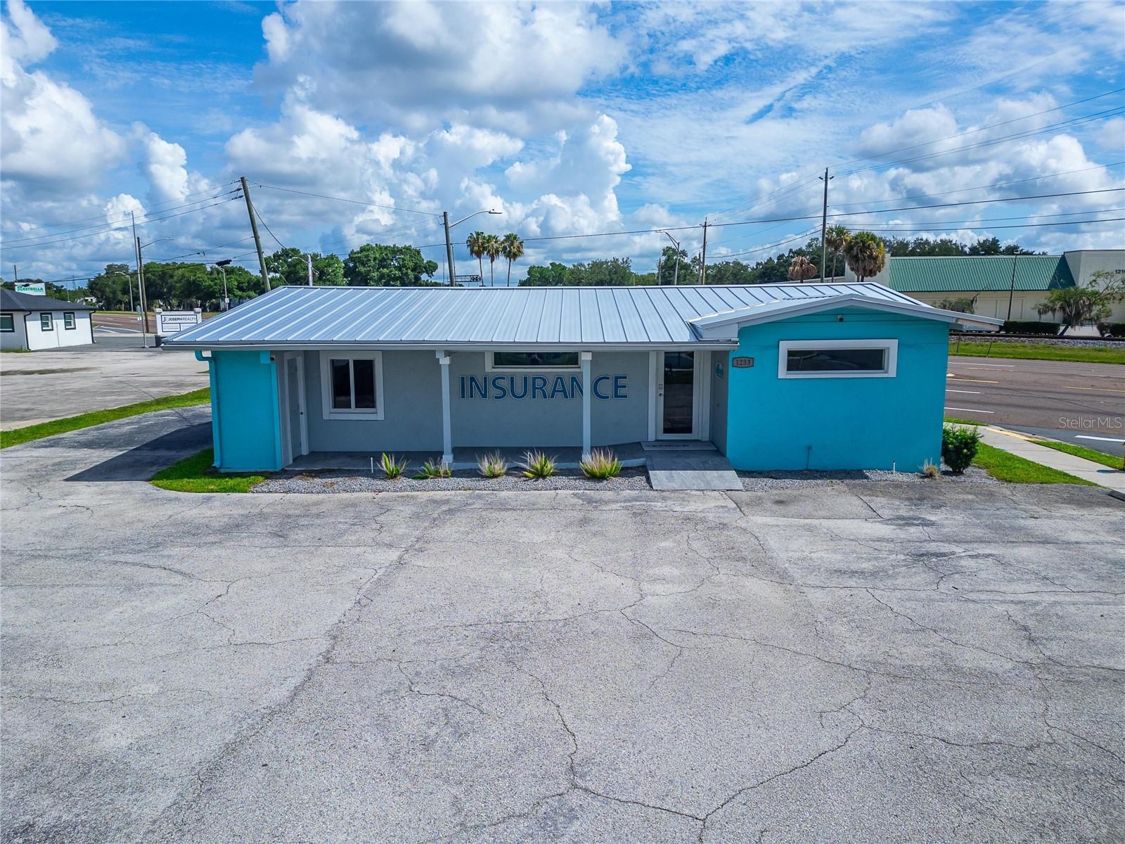 1233 BARTOW RD