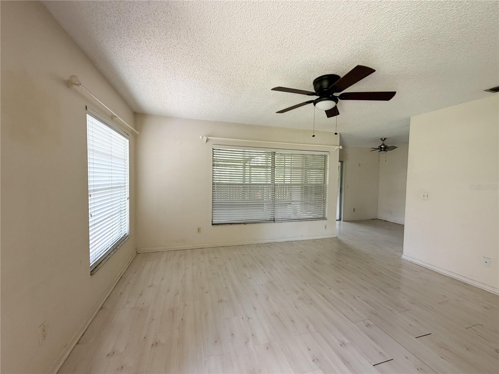 15637 MORNING DR