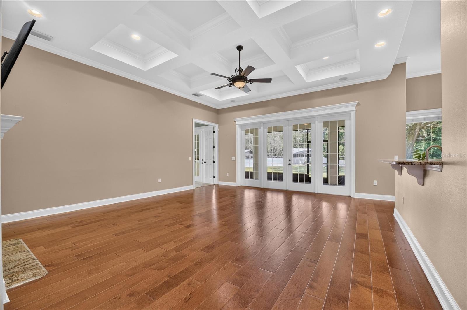 6408 WALKERS GLEN DR
