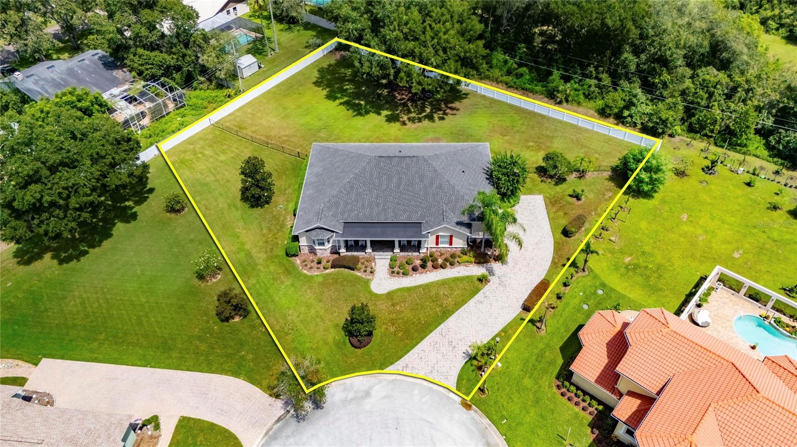 6408 WALKERS GLEN DR