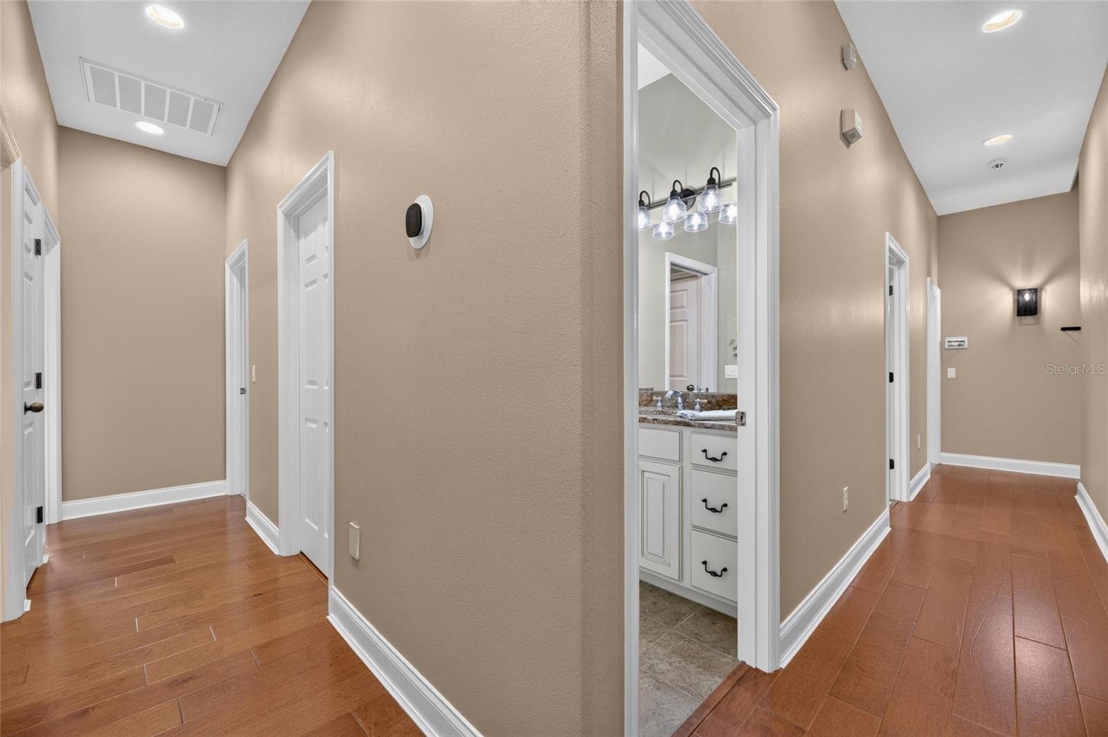 6408 WALKERS GLEN DR