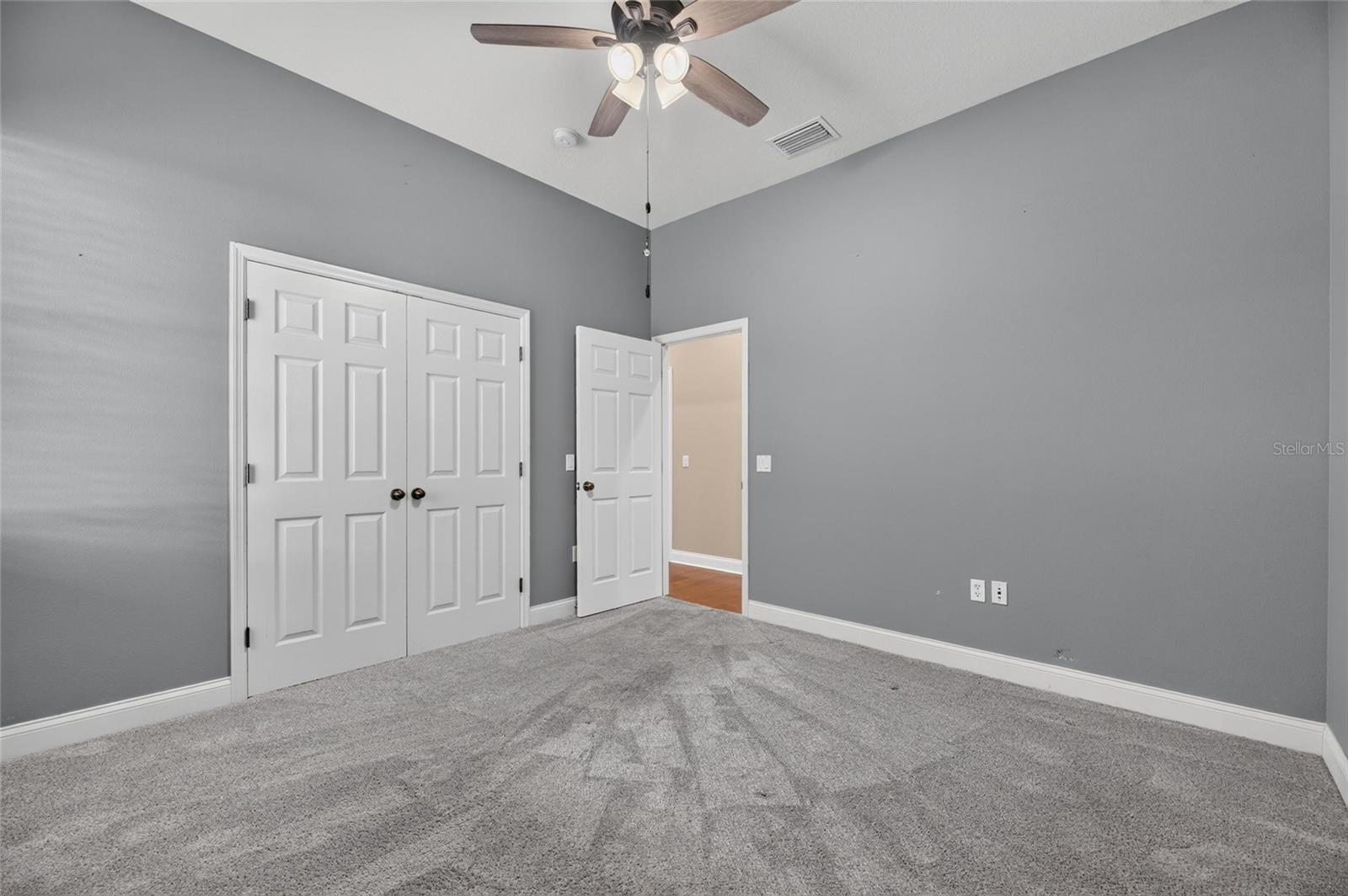 6408 WALKERS GLEN DR