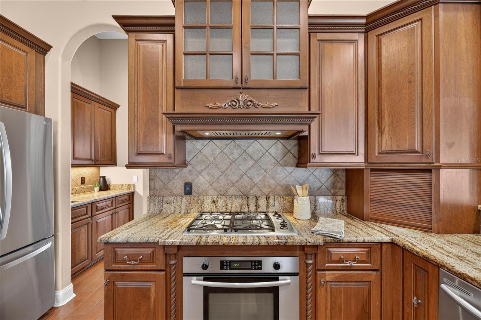 6408 WALKERS GLEN DR