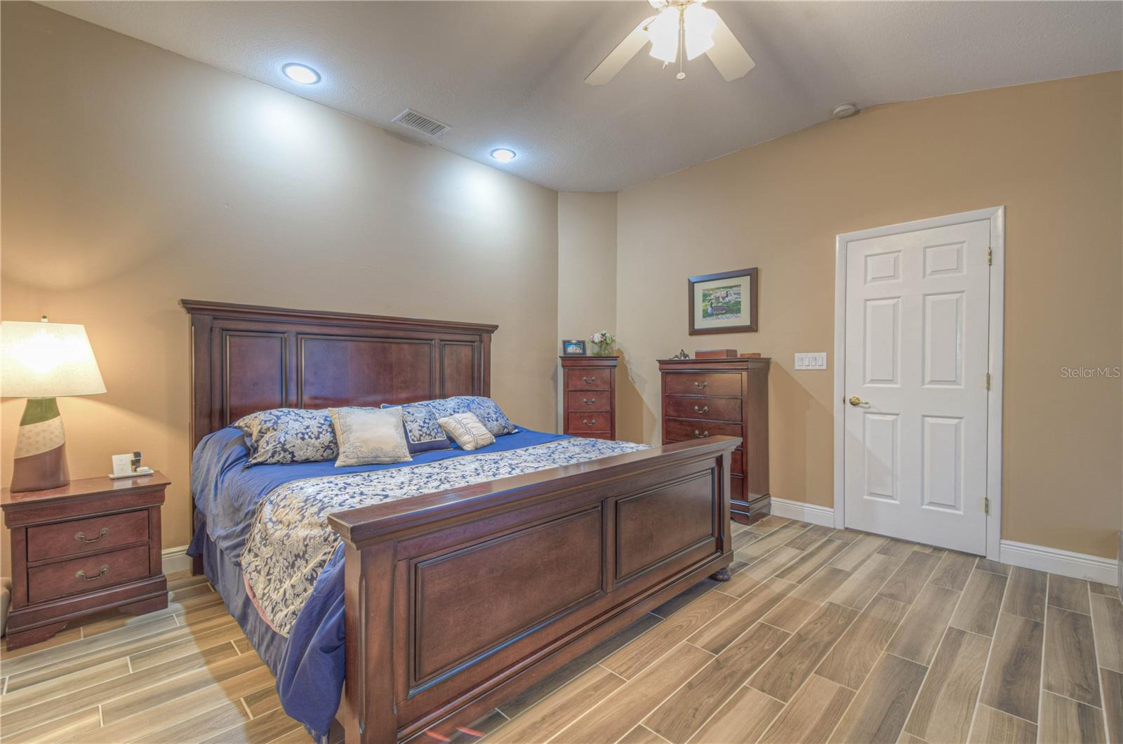 3049 WINDHAM DR