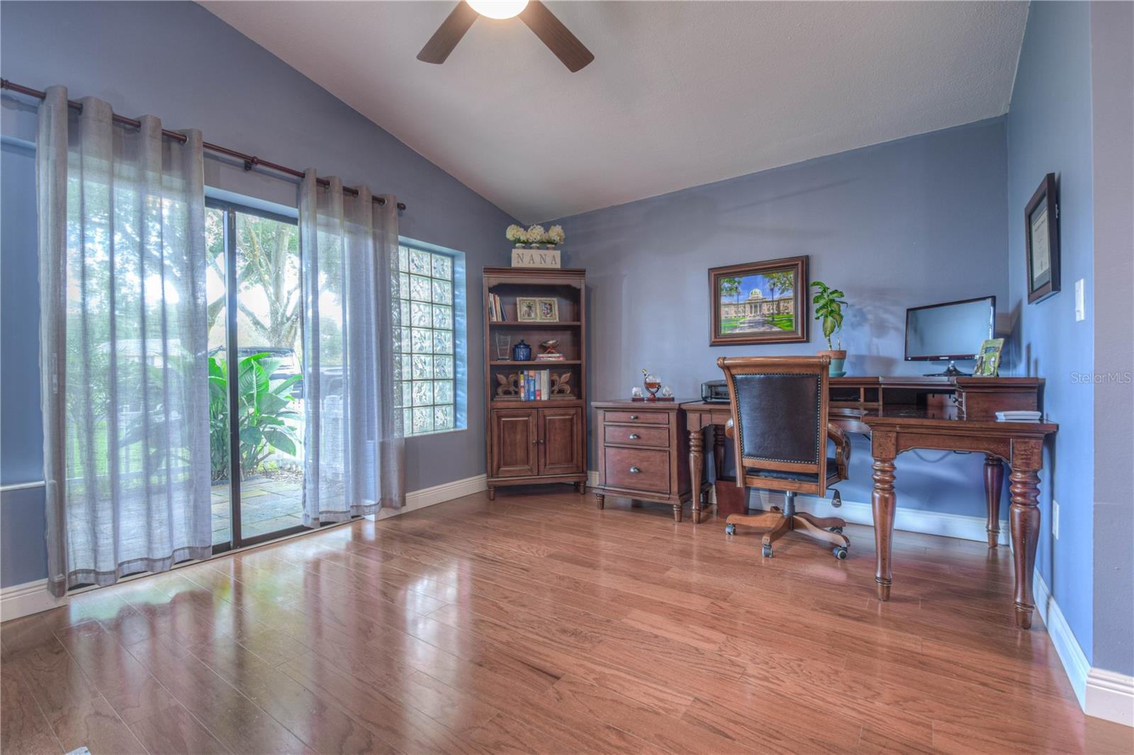 3049 WINDHAM DR