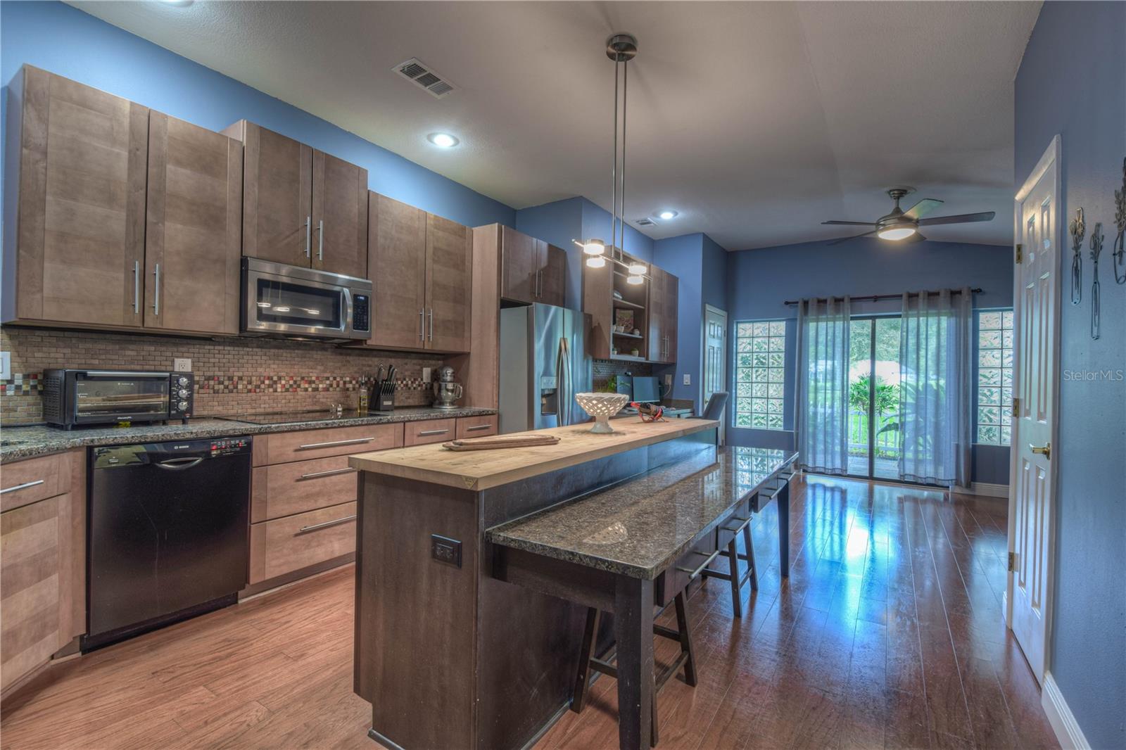 3049 WINDHAM DR