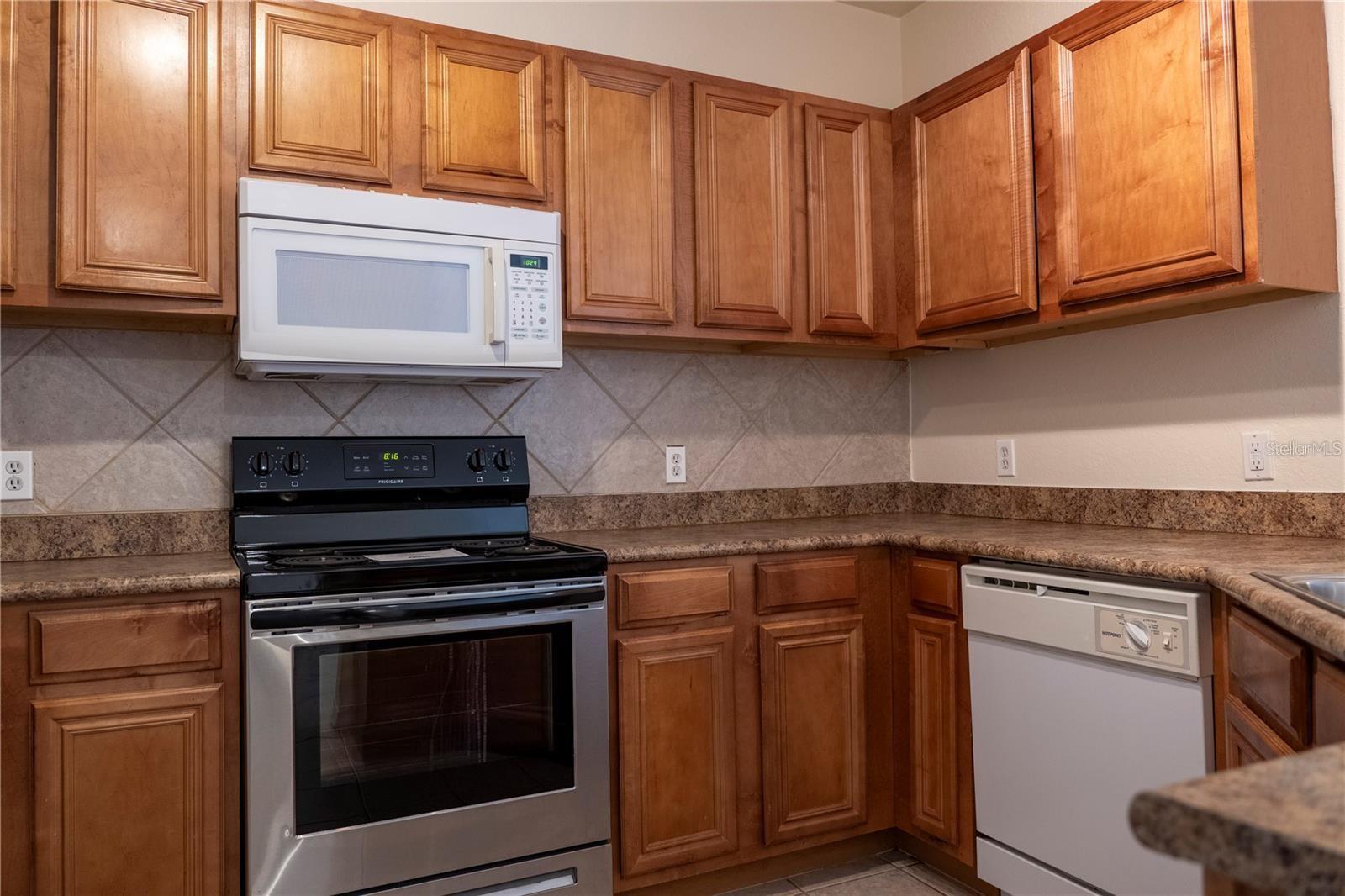 6125 METROWEST BLVD #110
