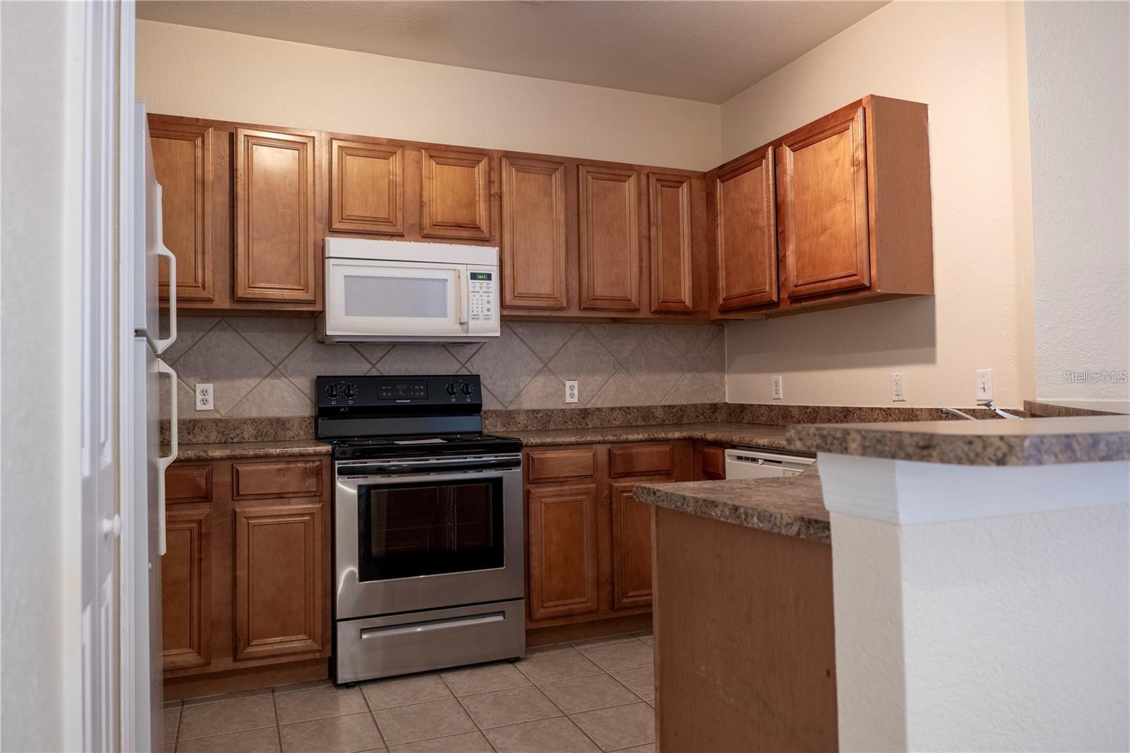 6125 METROWEST BLVD #110