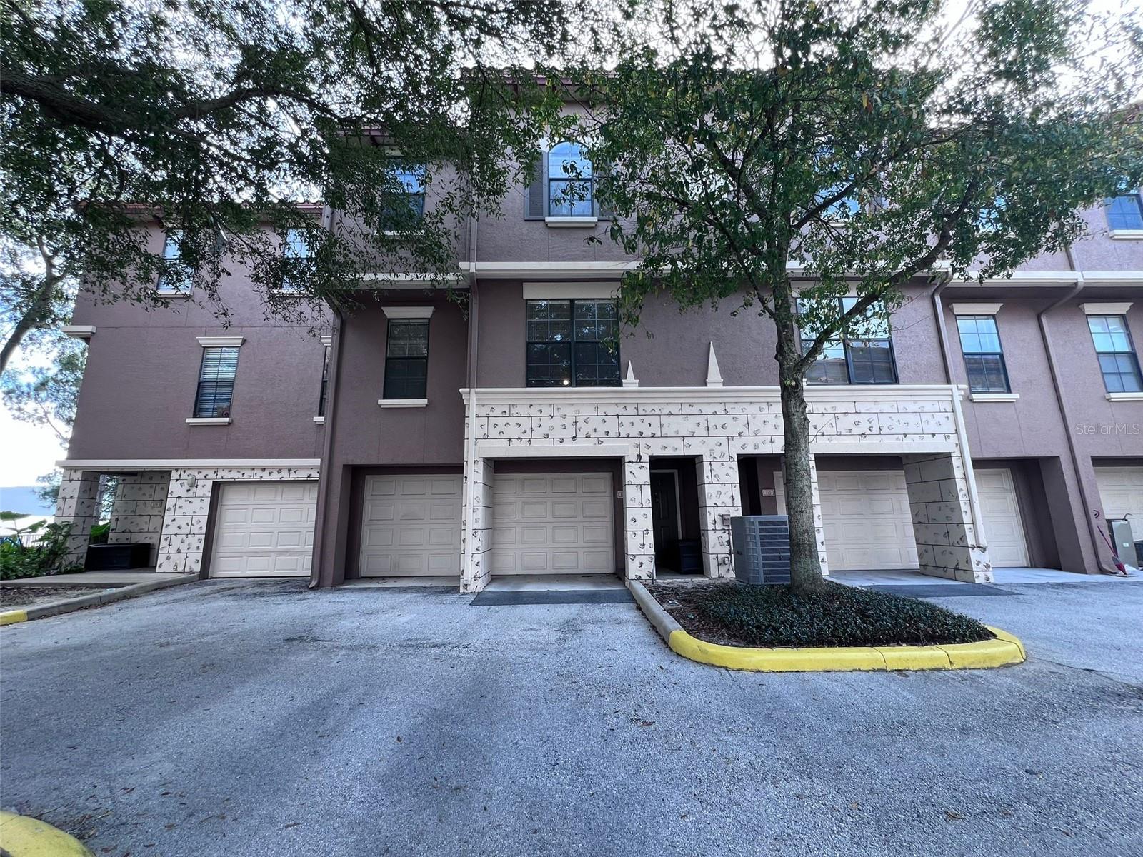 6125 METROWEST BLVD #14-109