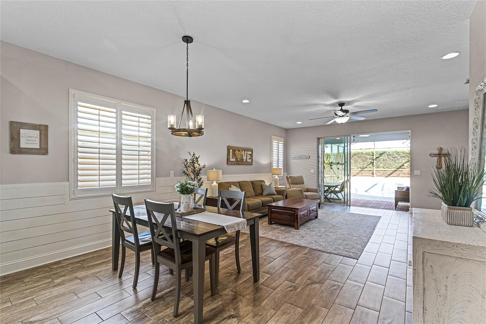 15555 HAMLIN BLOSSOM AVE