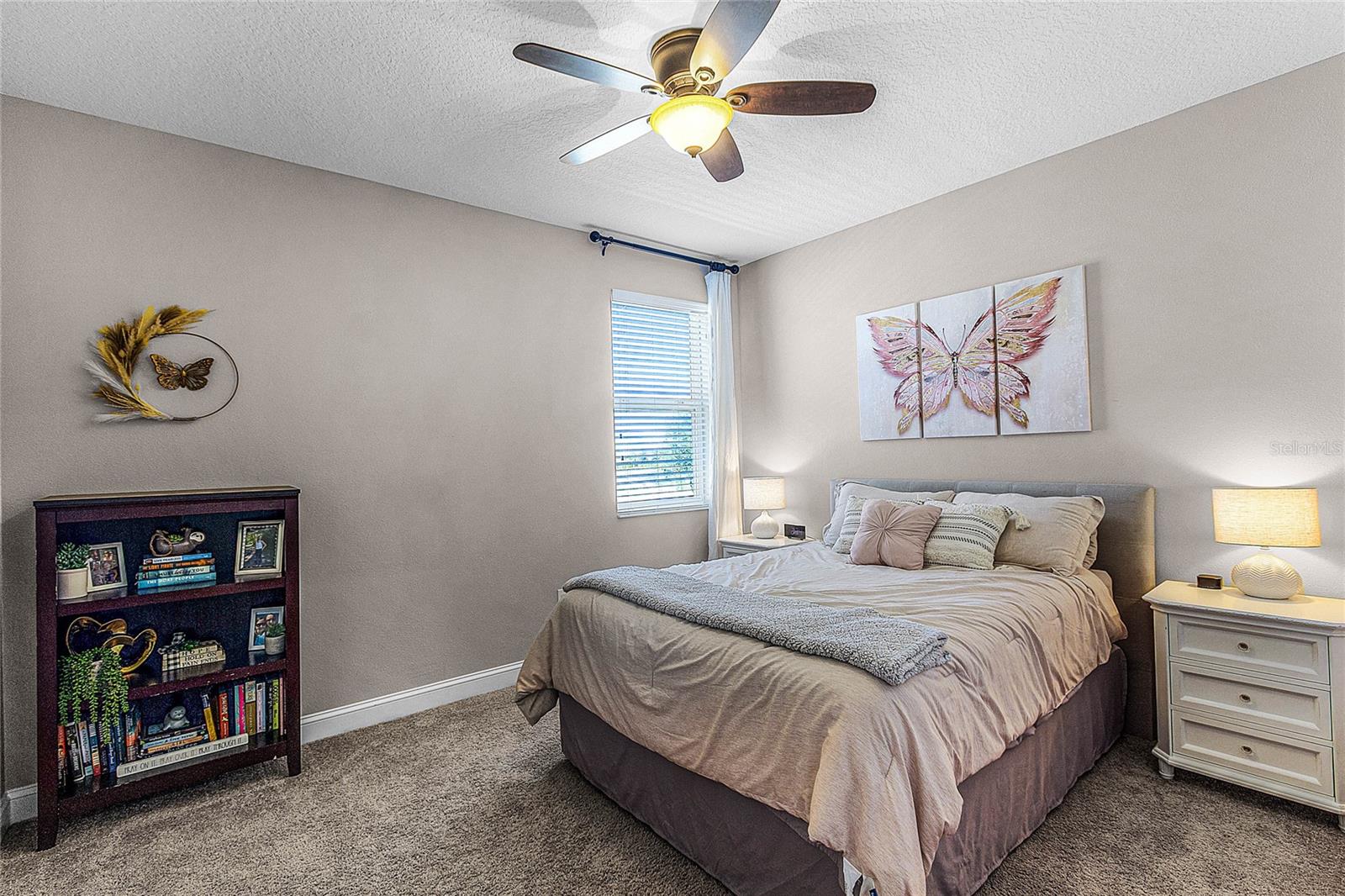 15555 HAMLIN BLOSSOM AVE