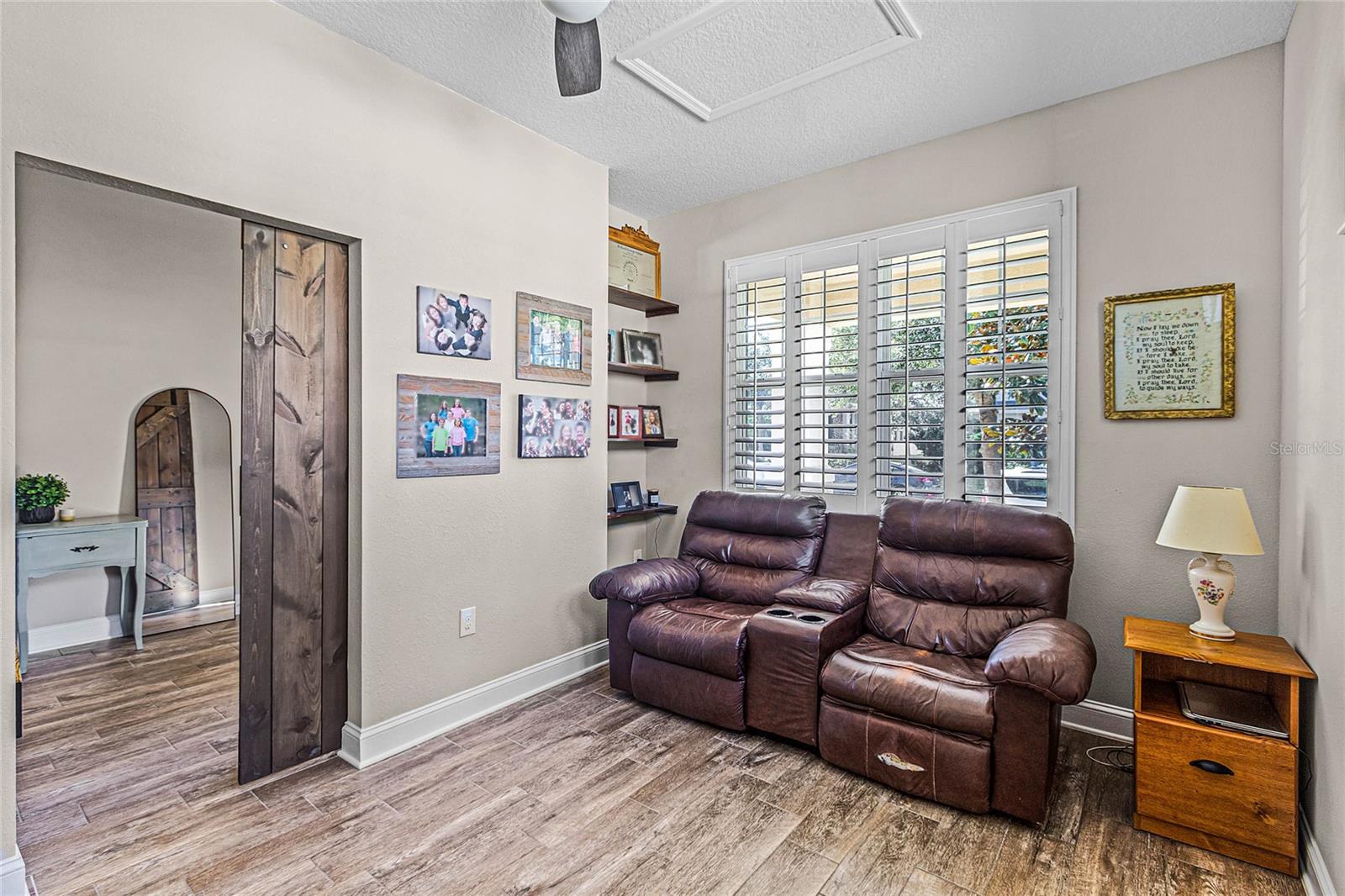 15555 HAMLIN BLOSSOM AVE