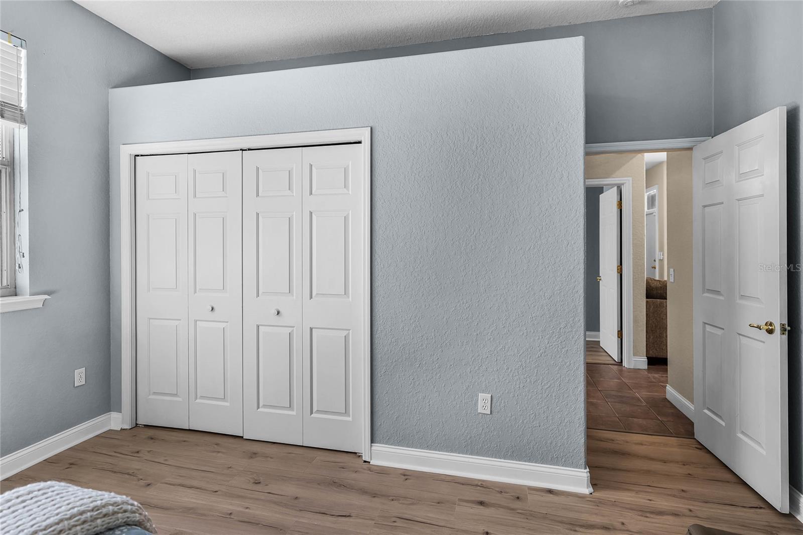 2292 CHESTERFIELD CIR