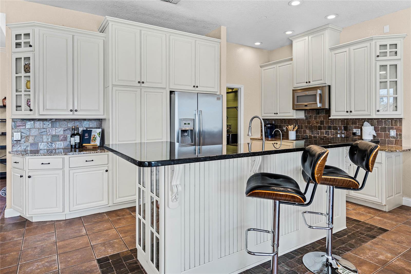 2292 CHESTERFIELD CIR