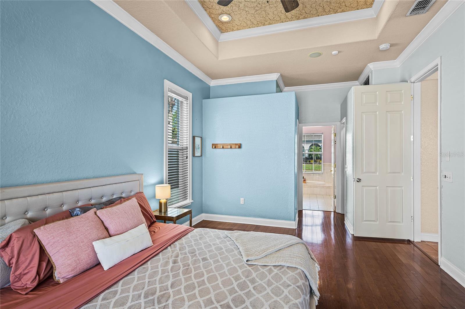 2292 CHESTERFIELD CIR