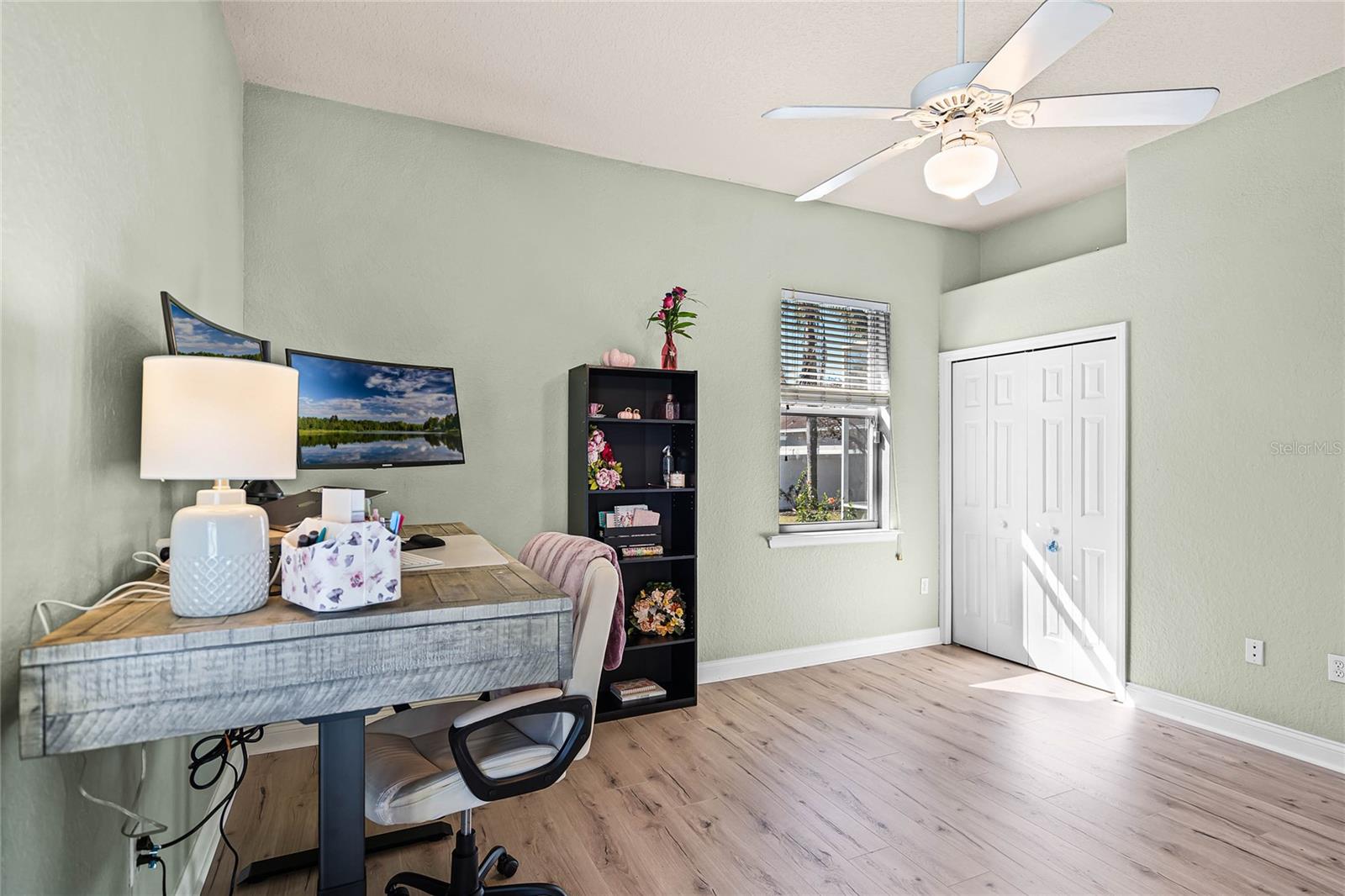 2292 CHESTERFIELD CIR