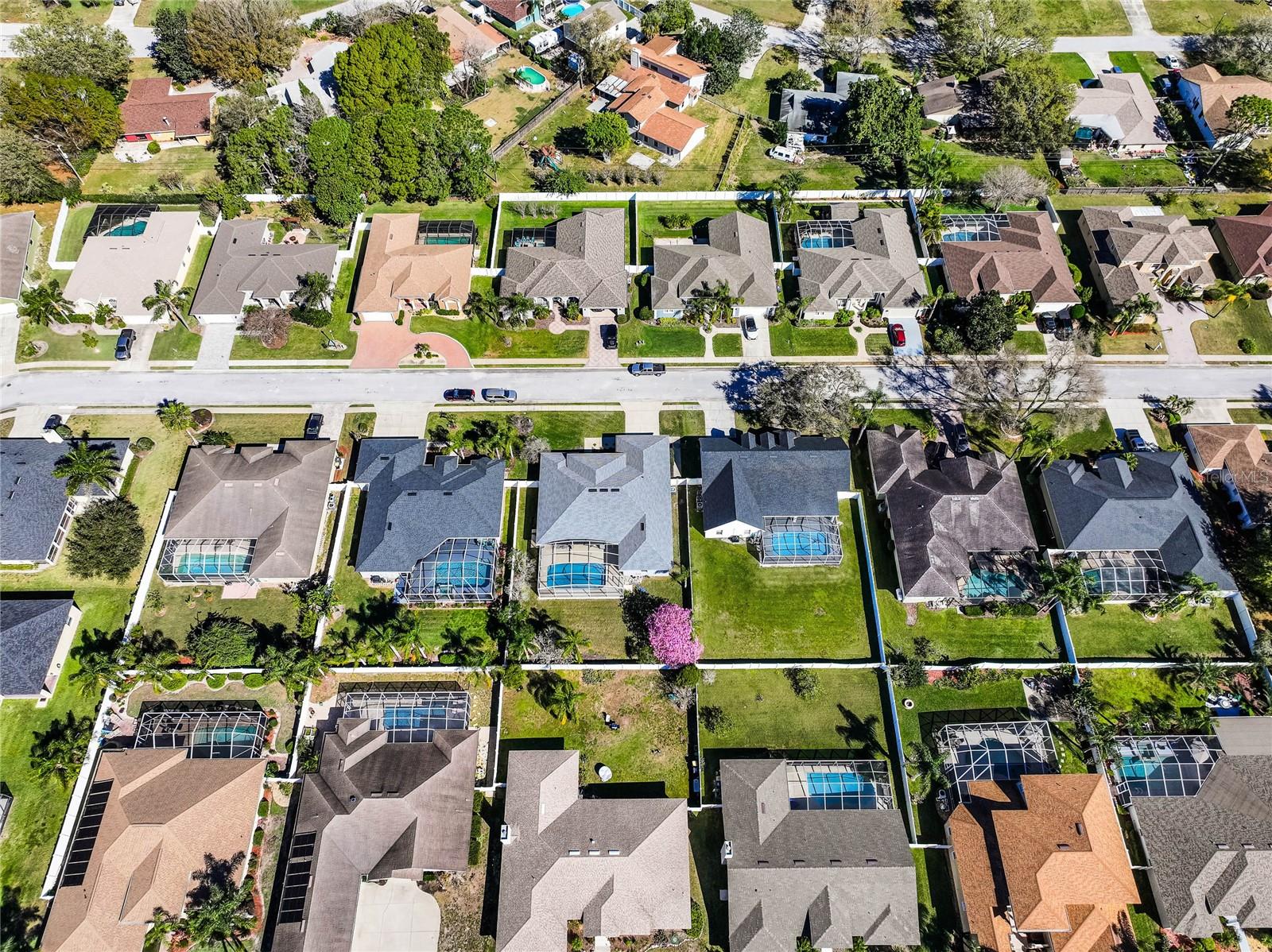 2292 CHESTERFIELD CIR