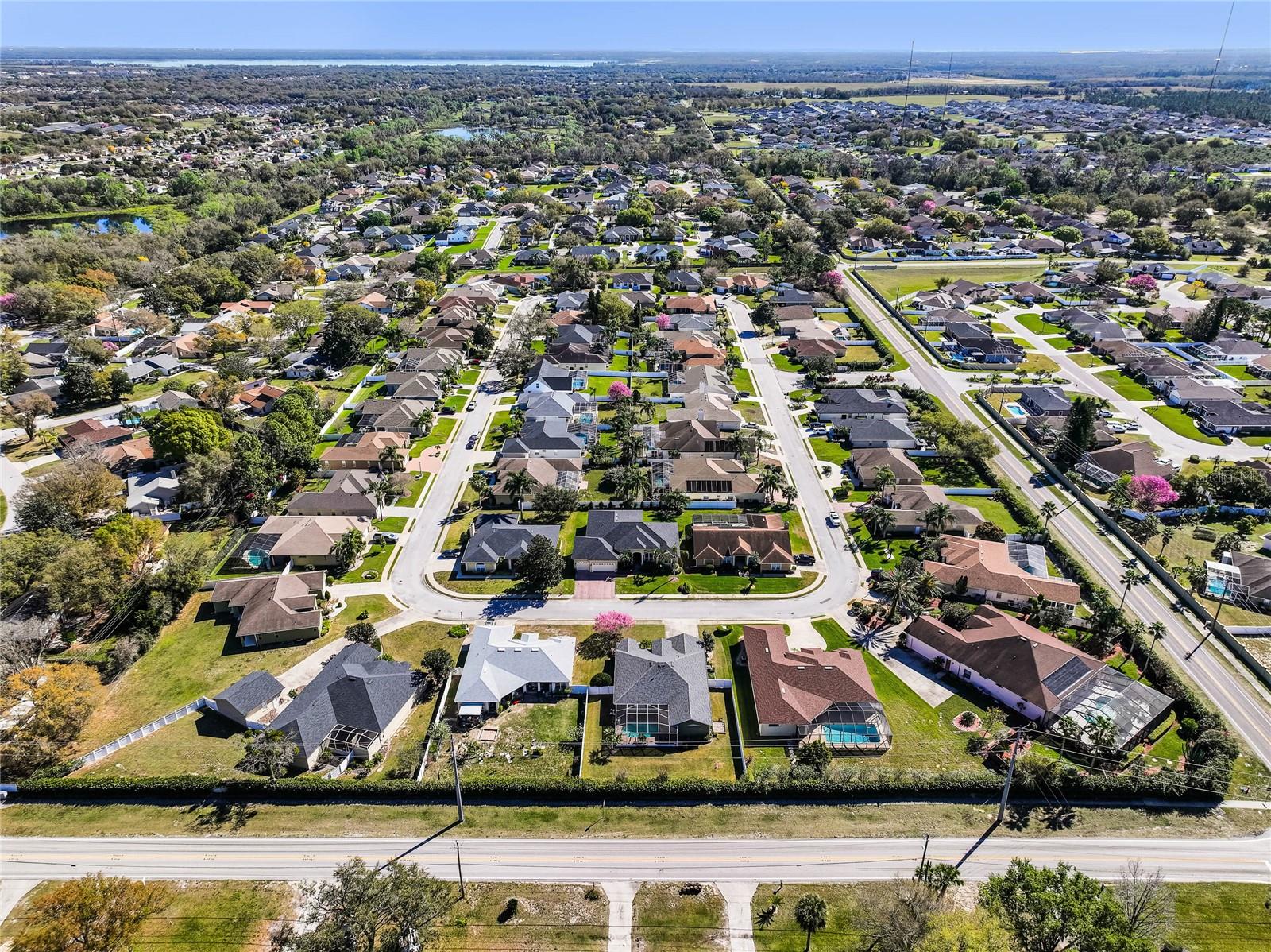 2292 CHESTERFIELD CIR