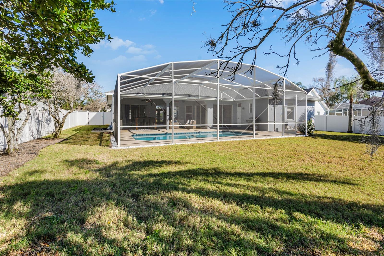 2292 CHESTERFIELD CIR