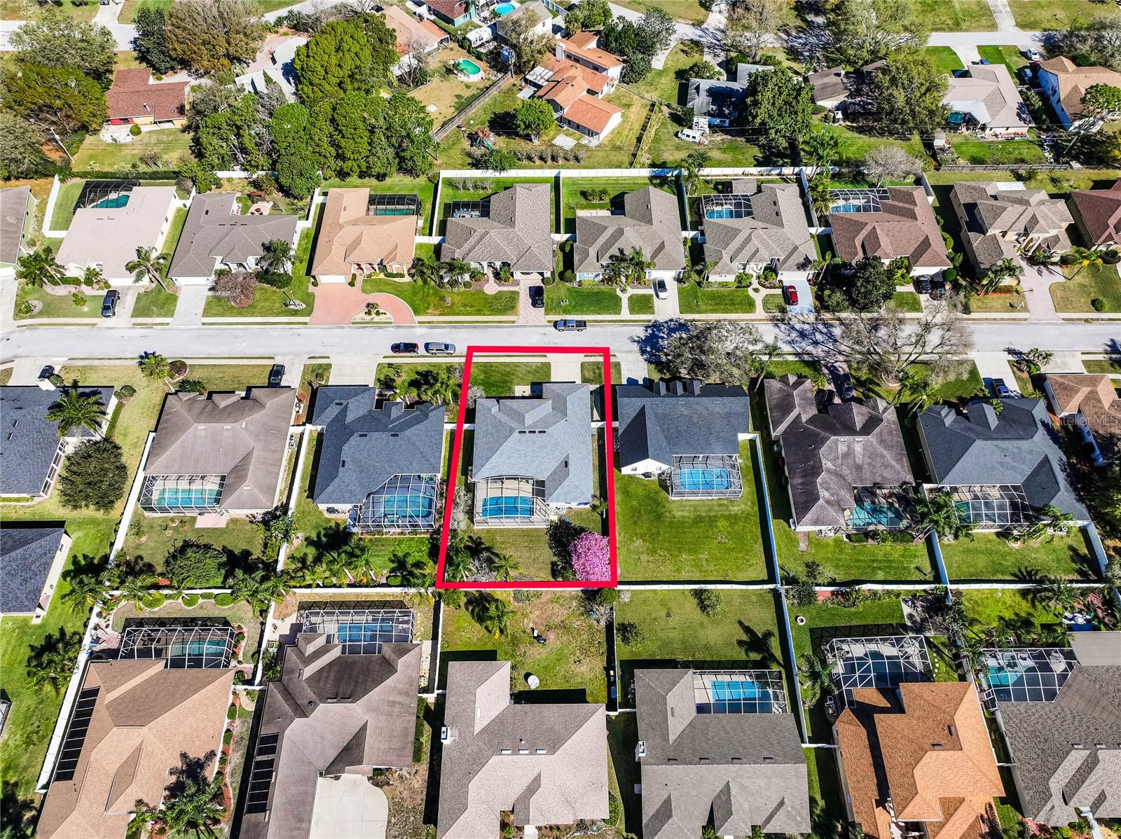 2292 CHESTERFIELD CIR