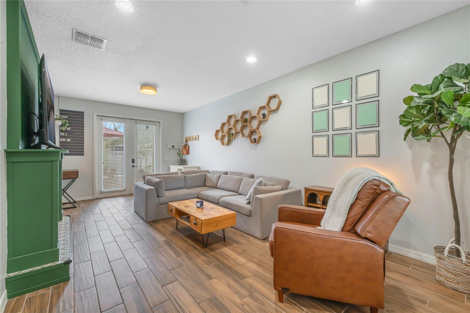 5418 KUMQUAT LOOP