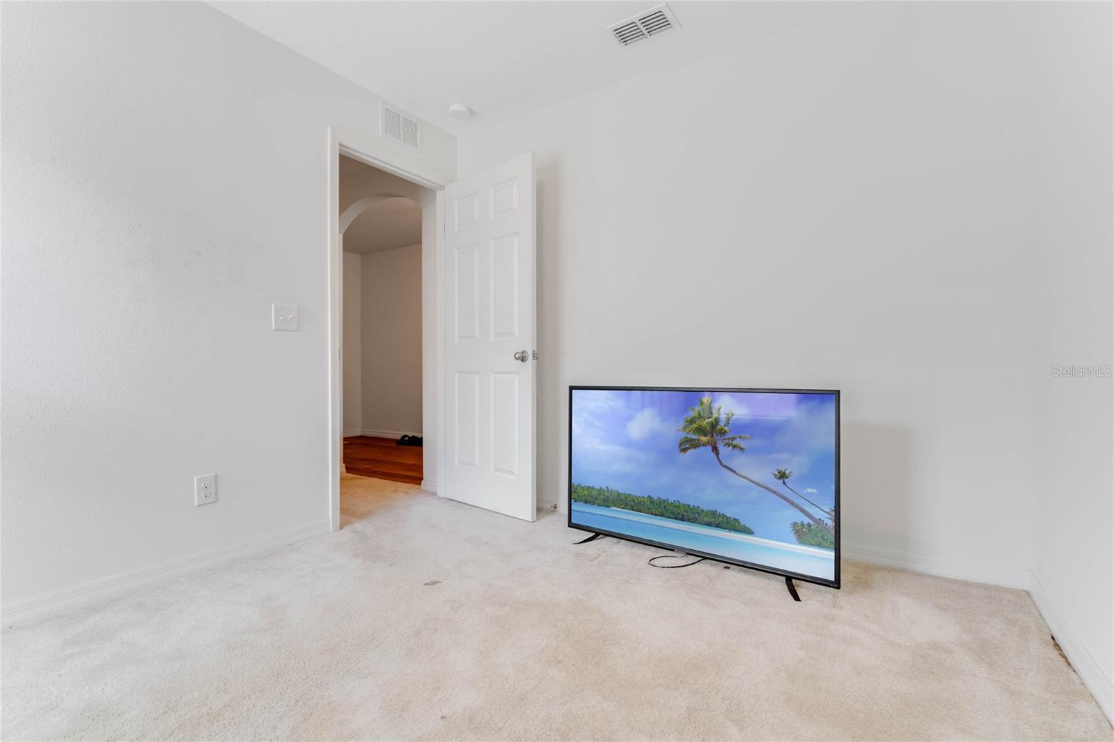 630 SWALLOWTAIL DR