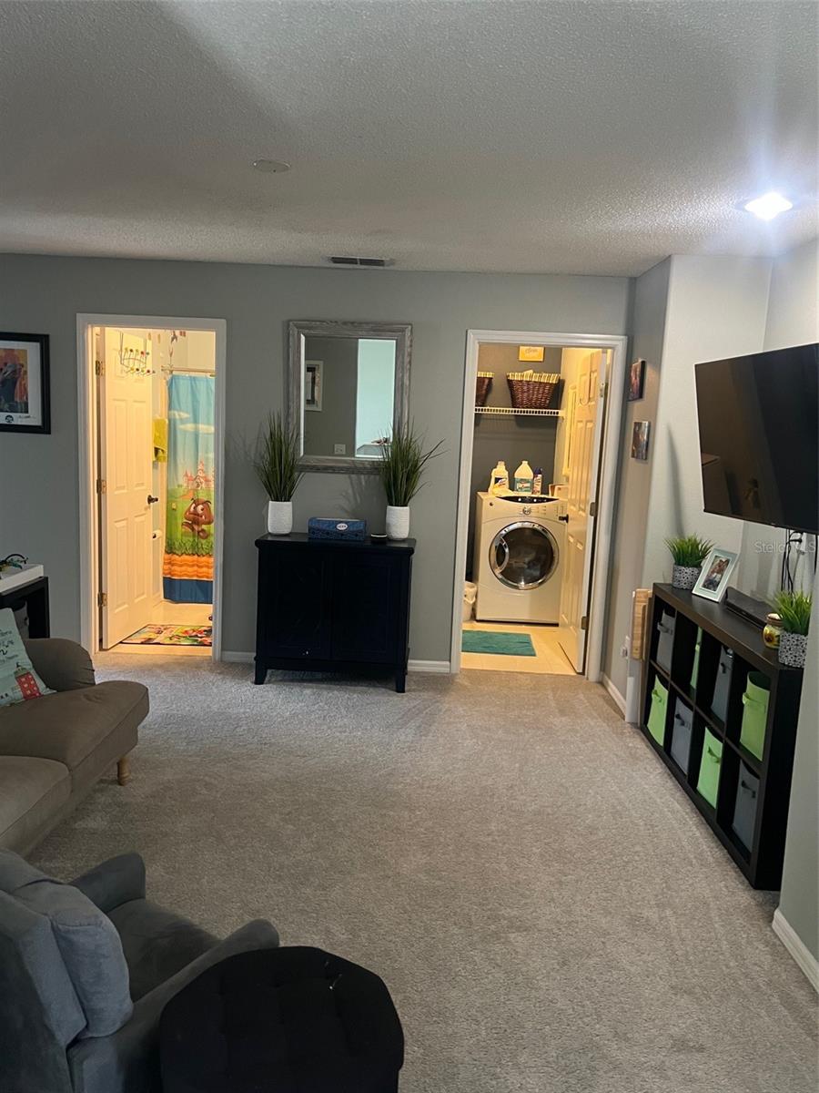 402 GRAYSTONE BLVD
