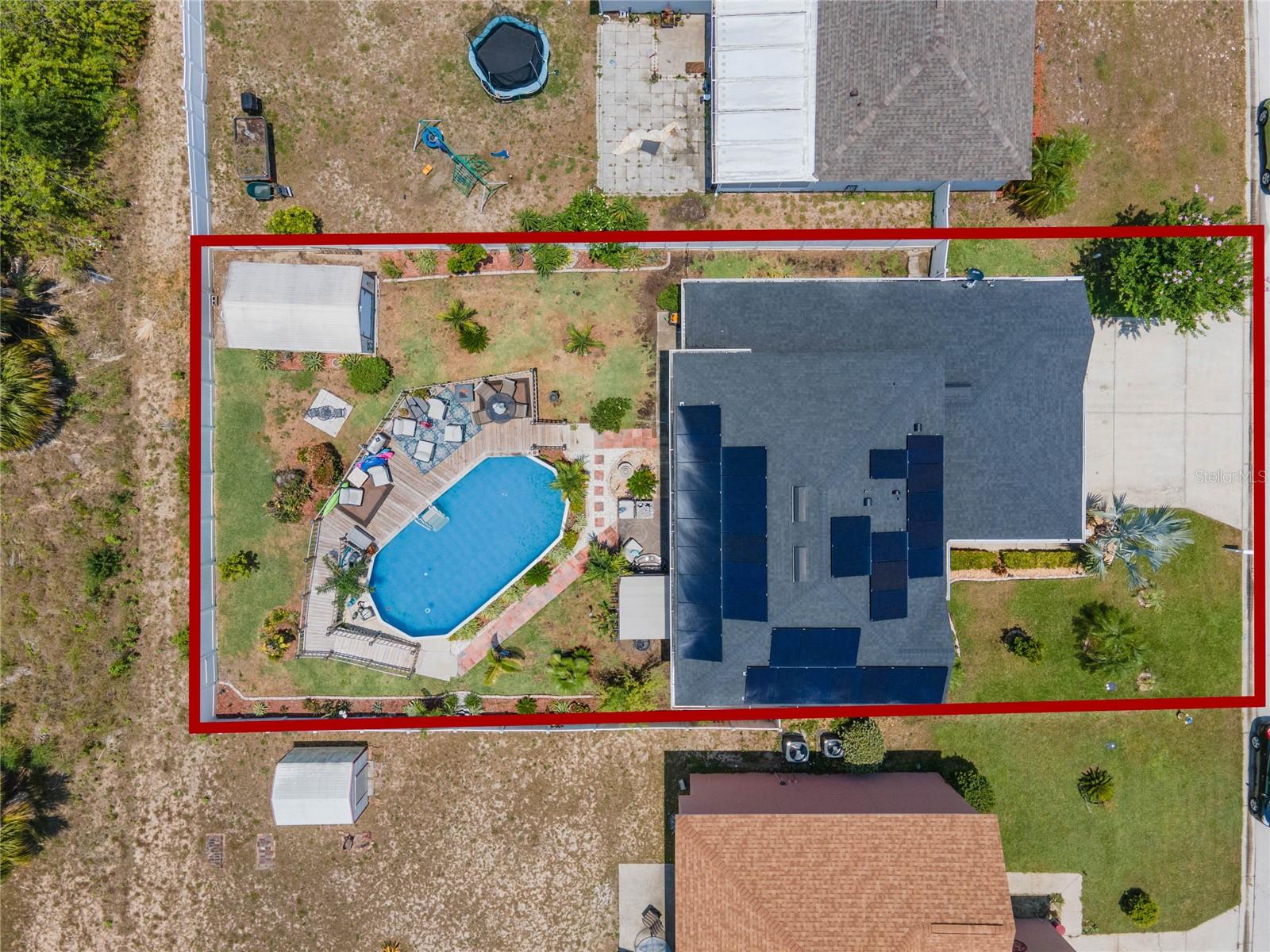 5876 ROYAL HILLS CIR