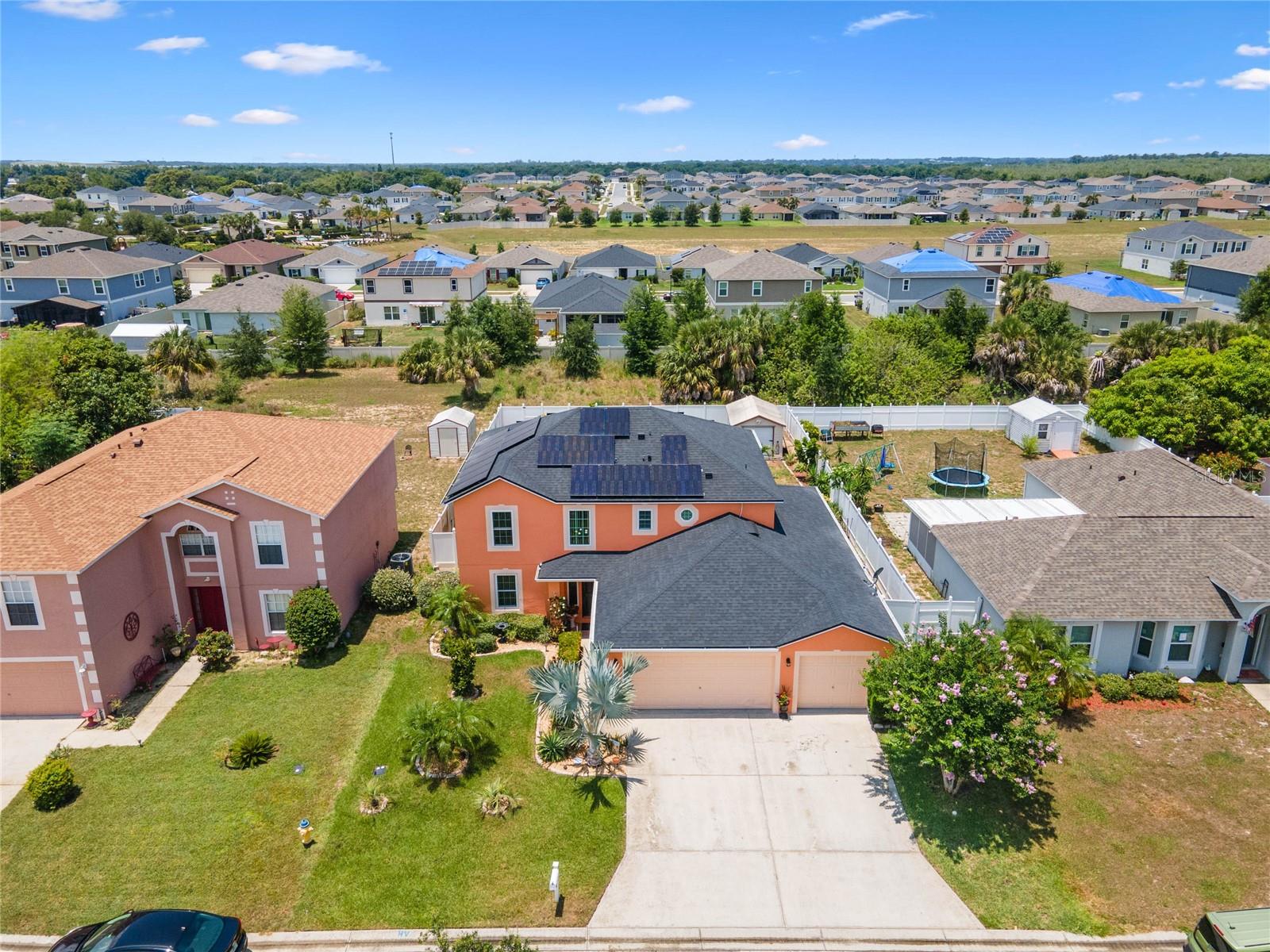 5876 ROYAL HILLS CIR