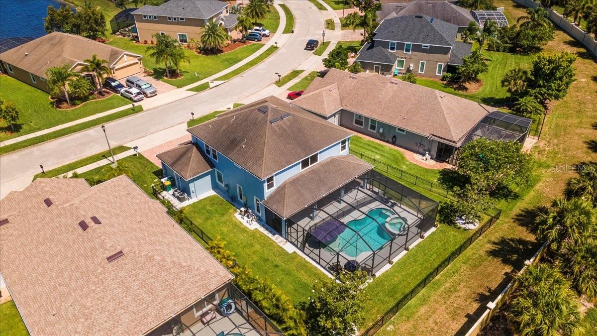 3698 HOLLISTEN CIR